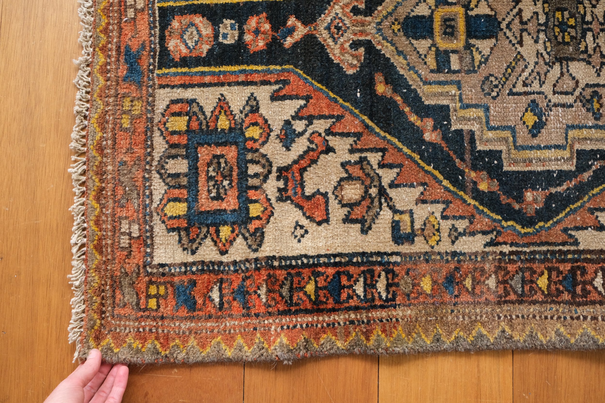 hand knotted rugs
