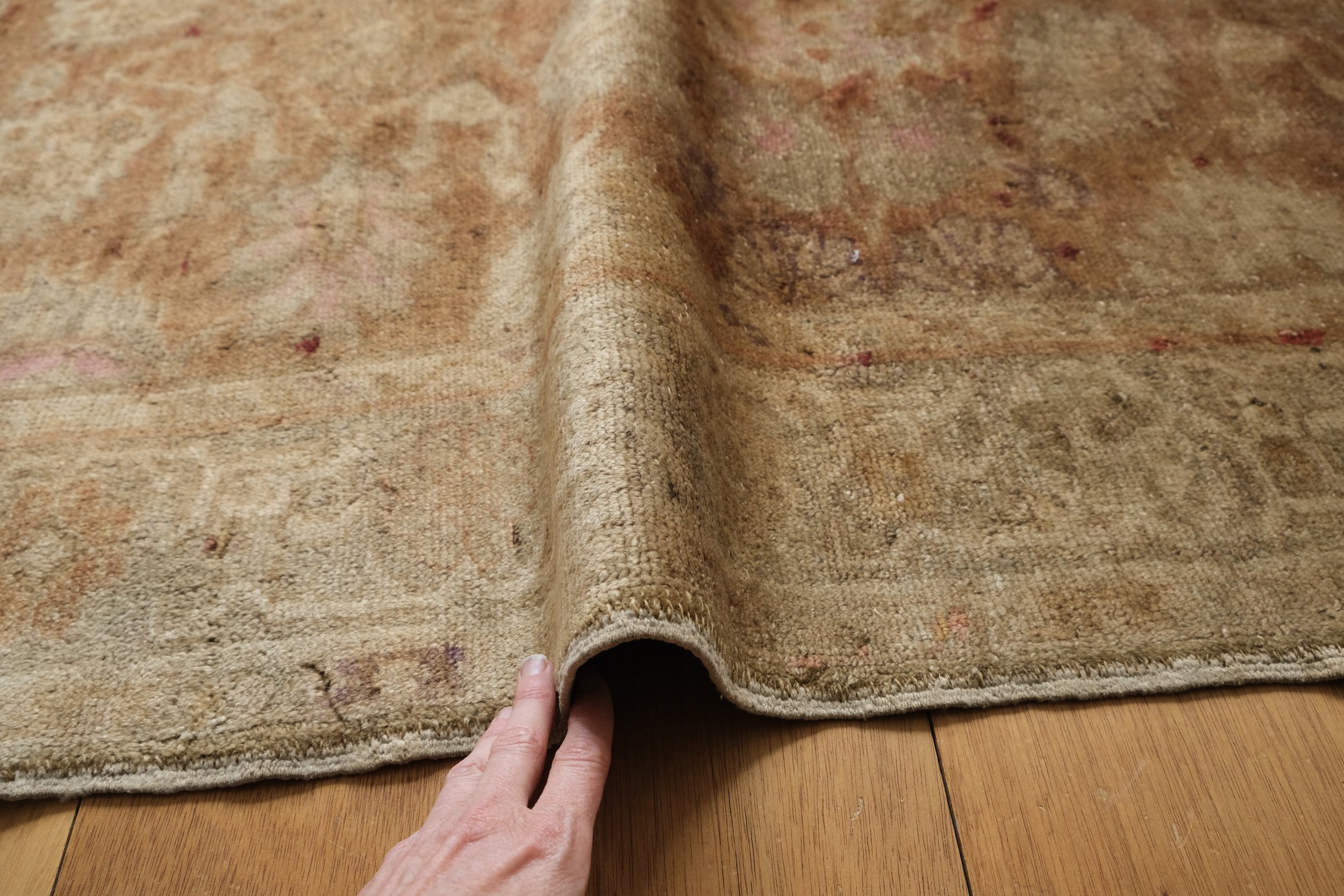 hand knotted rugs