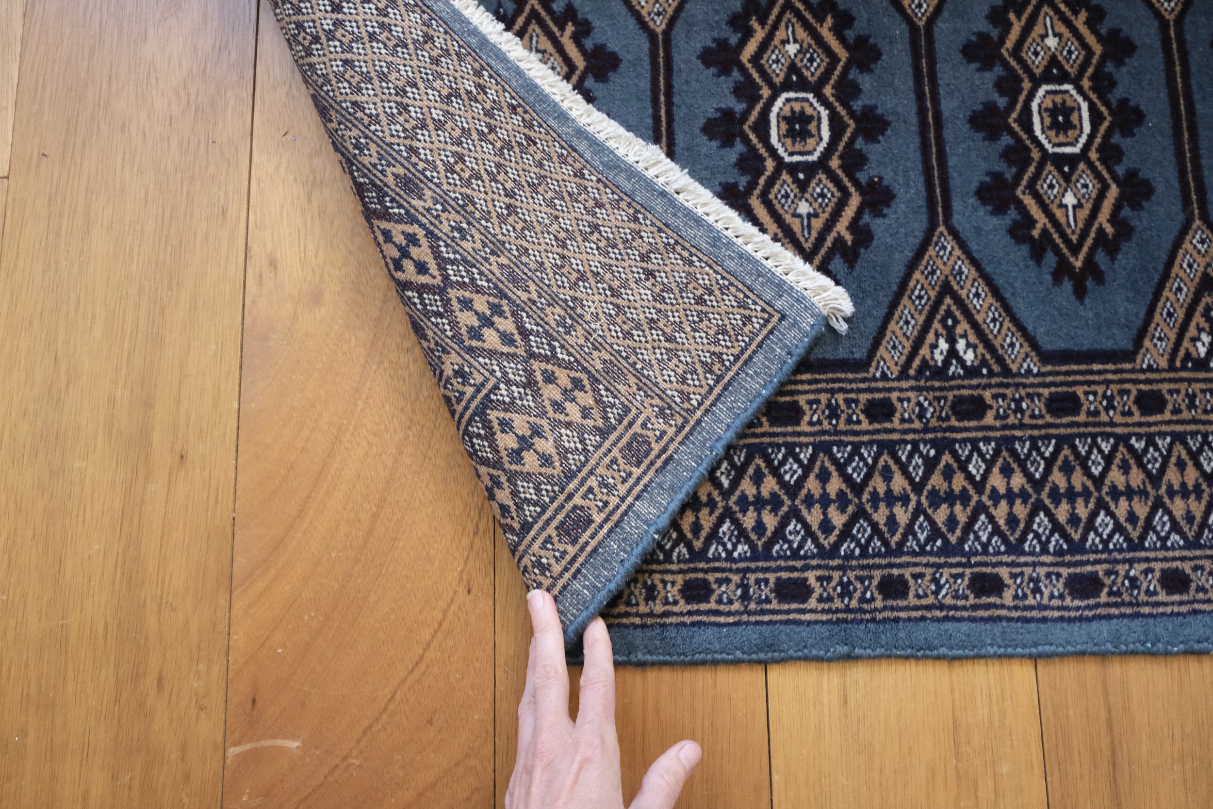 hand knotted qualities of vintage rug