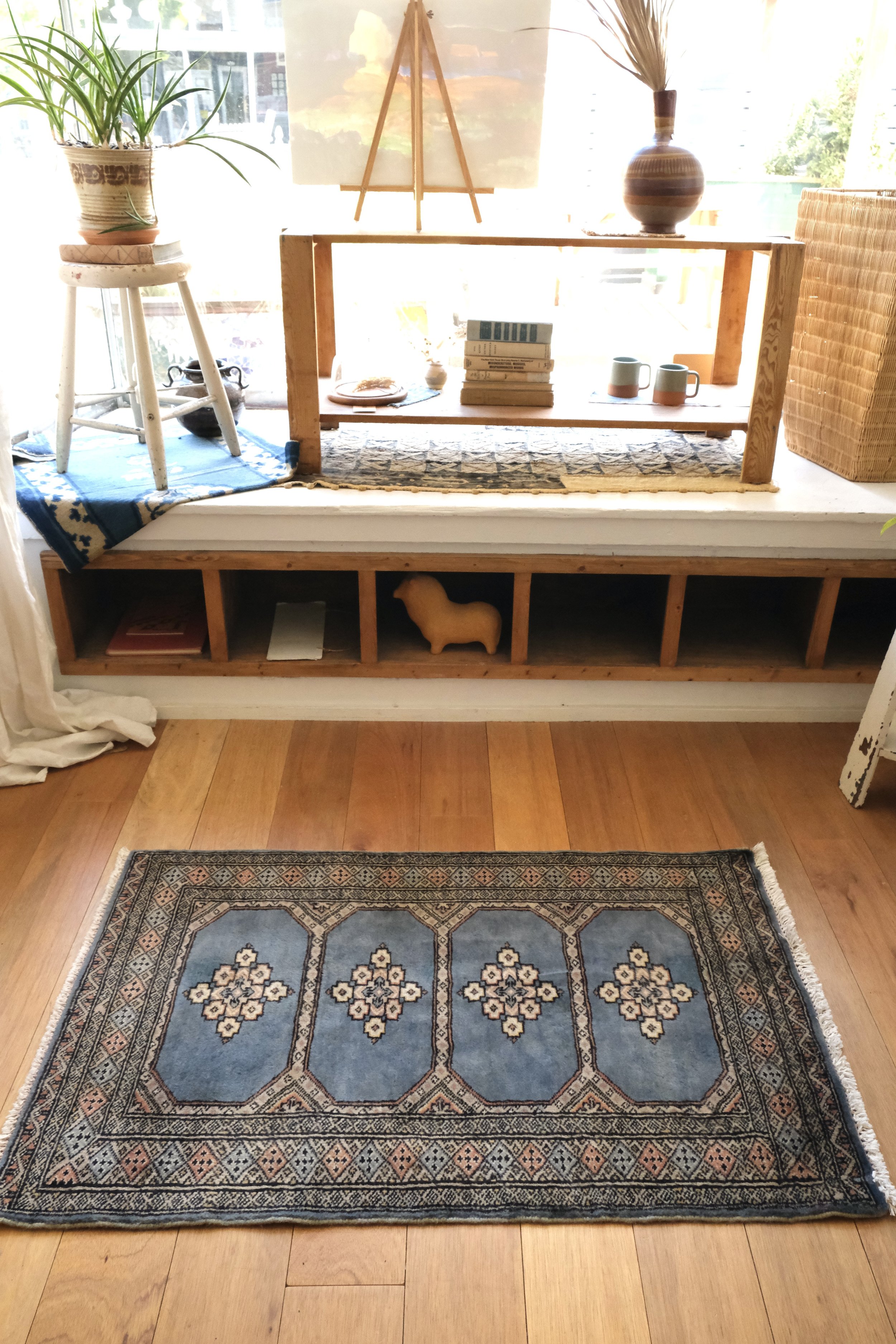 vintage pakistani sarouk rug