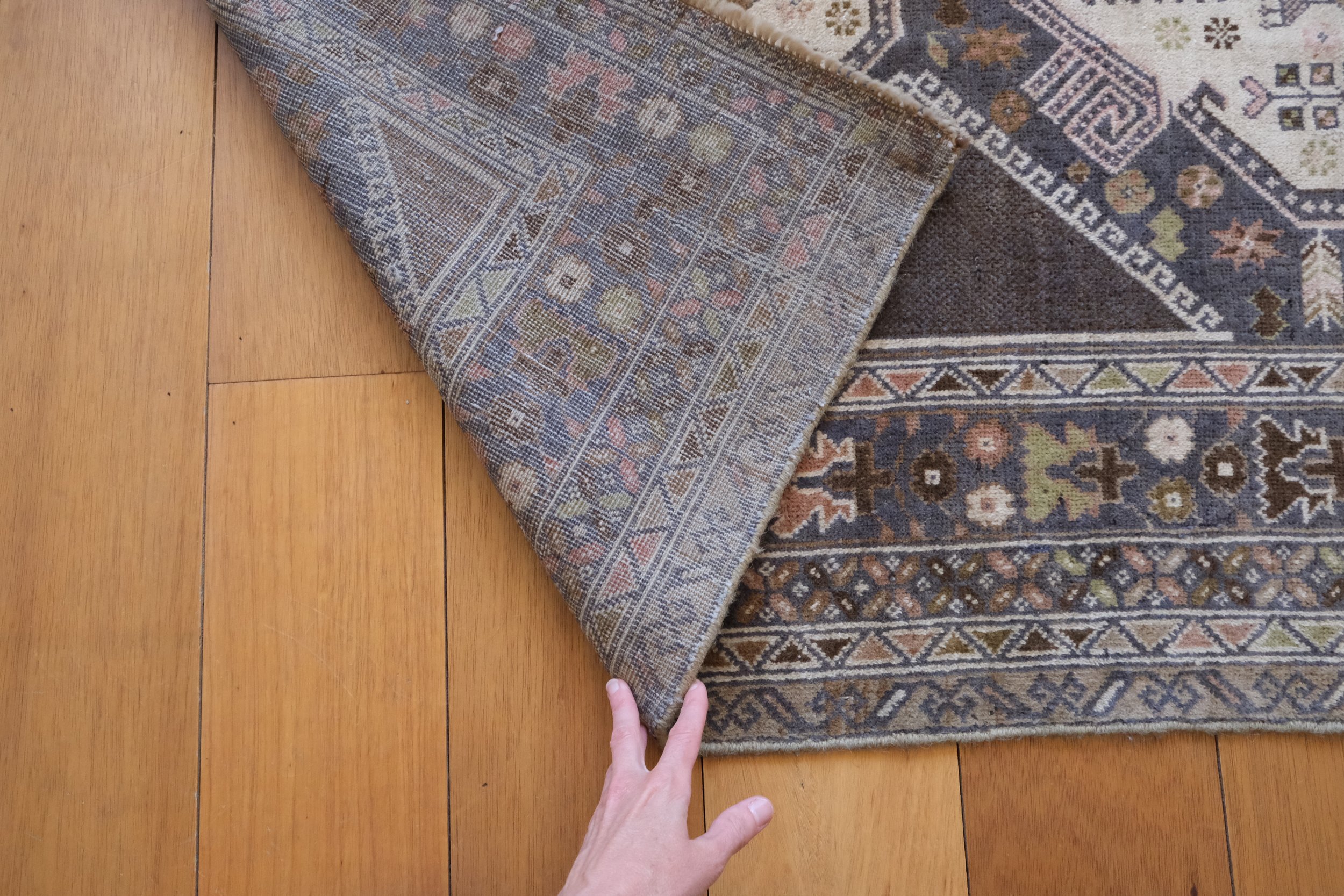 hand knotted rugs