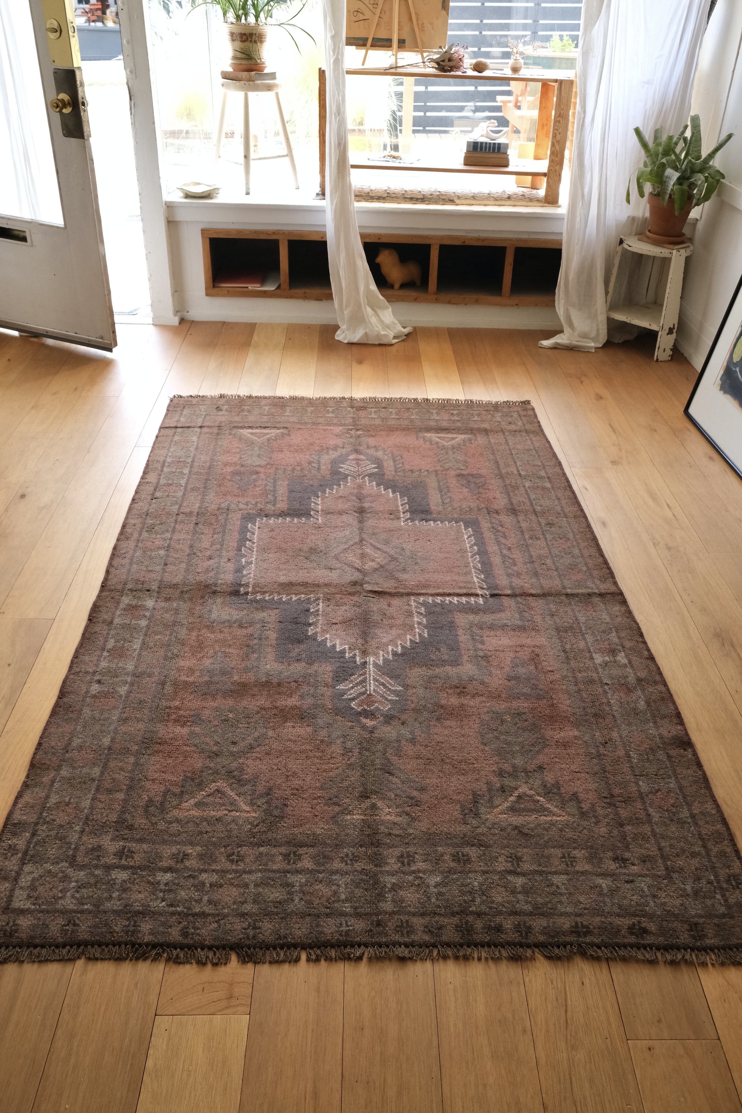 geometric rug in cinnamon