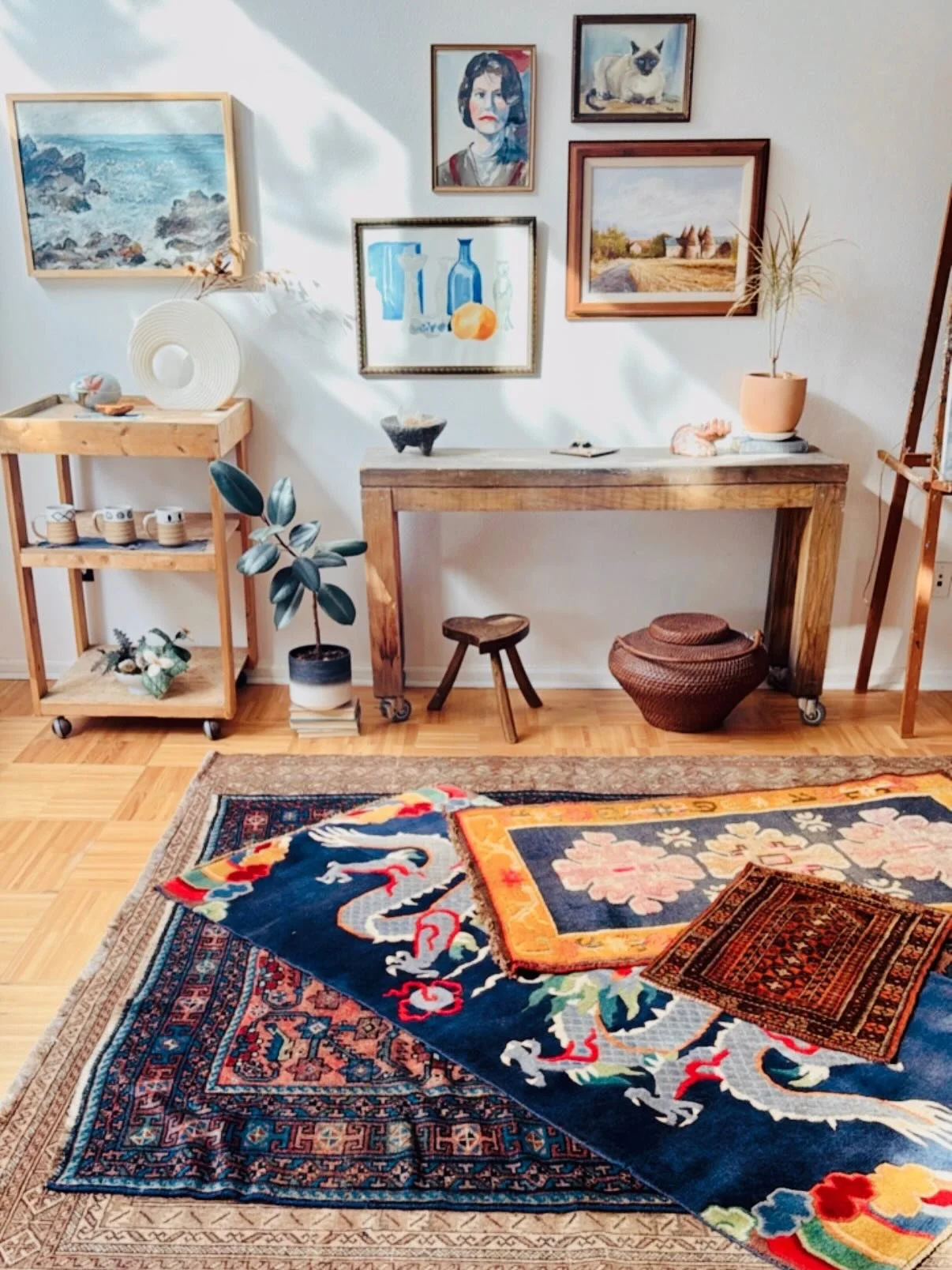 This weeks batch just landed in the webshop! This week we have some very special and colorful Tibetan rugs, an 8x10 neutral area rug, a moody and more masculine little Moroccan, a collectible Kurdish and a teeny tiny lil cutie to top things off! 
If 