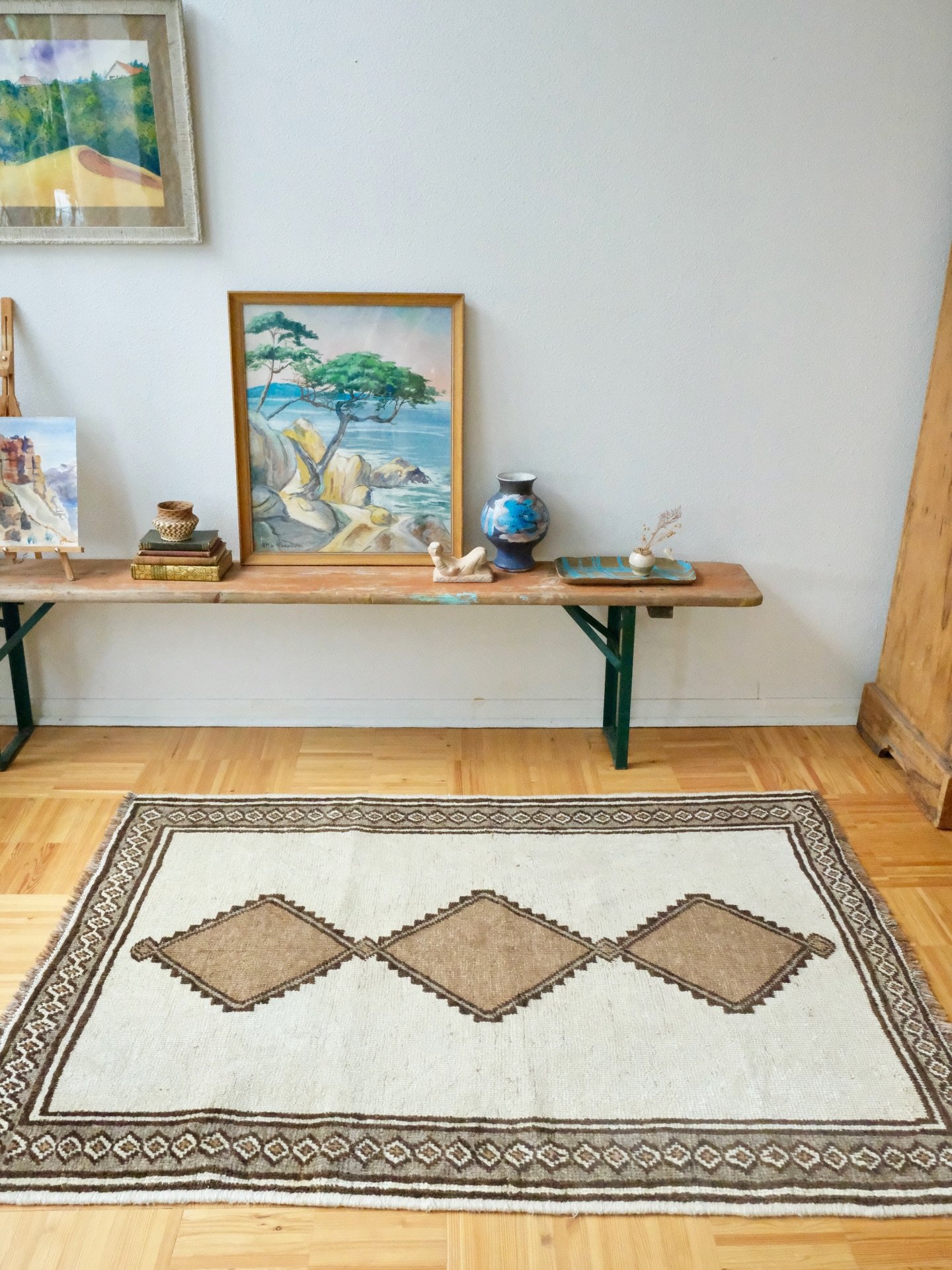 This weeks batch has landed- linked all in stories now or head straight over to the webshop if you see something you like. If you are local the studio is open tomorrow, Saturday 10-1pm and Monday 12-2pm