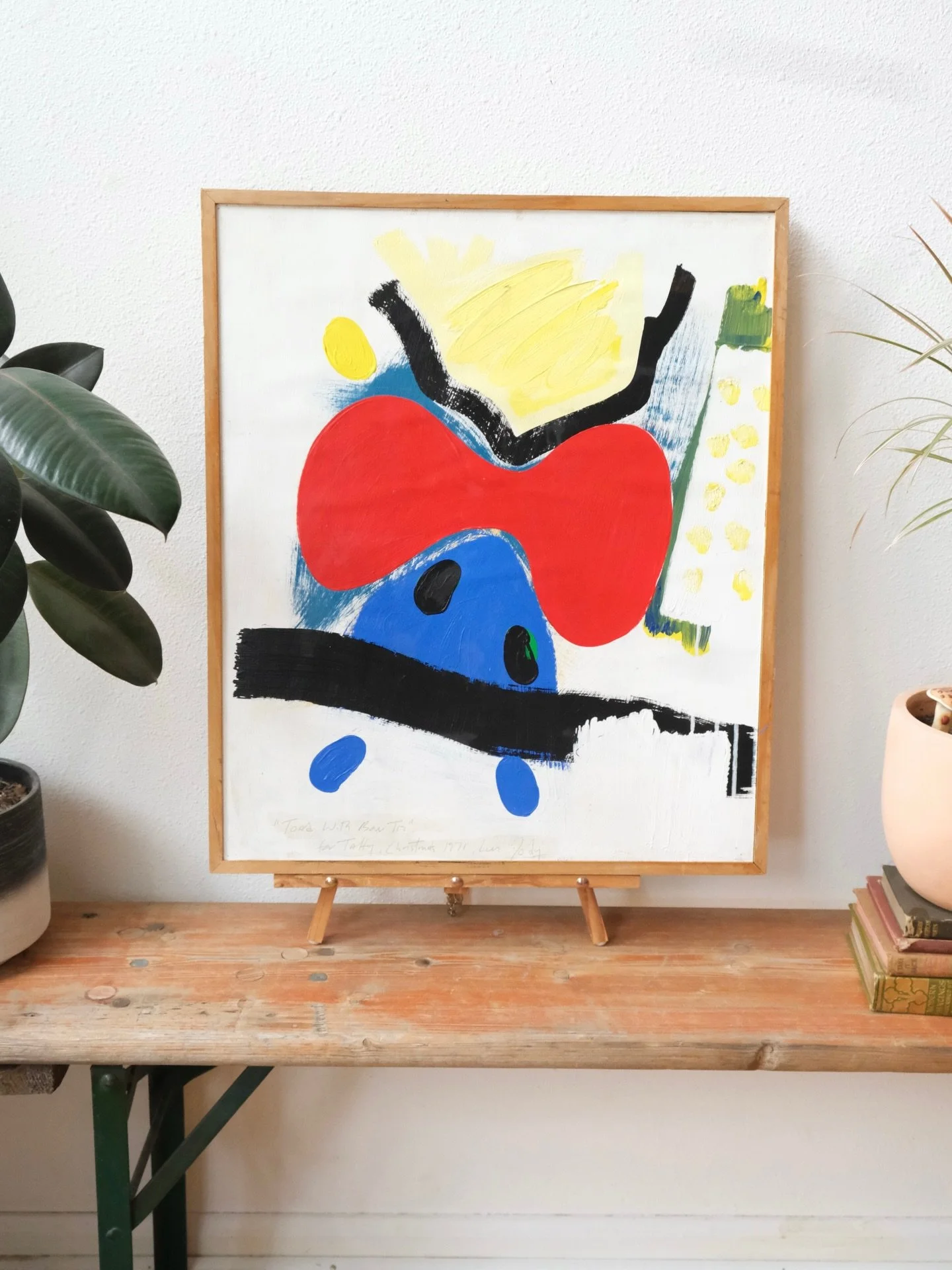 It feels so good to have the studio full of fresh finds and colorful art, after all a pop of colorful might be just what we all need right now&hellip; 🌈