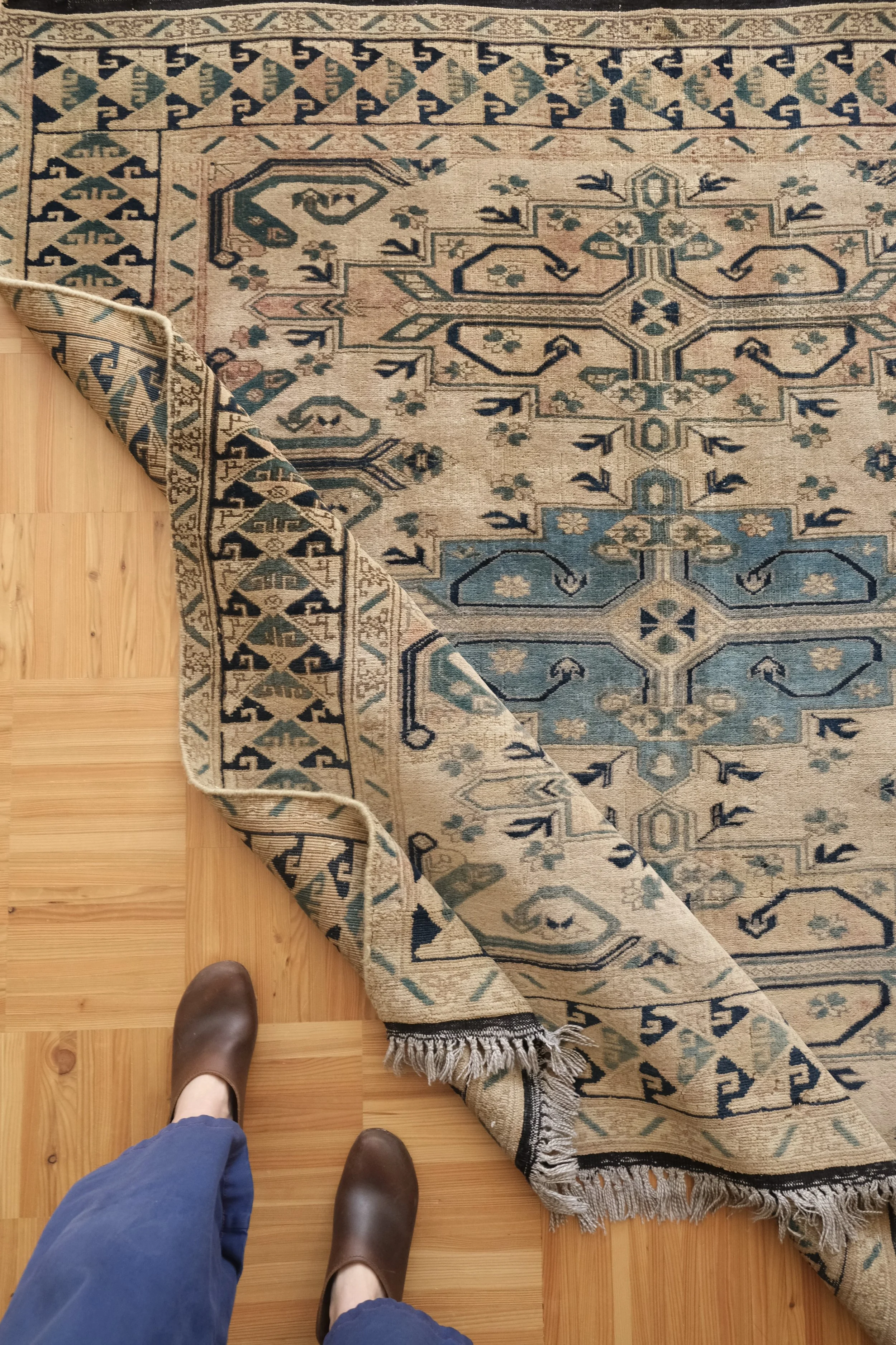 geometric rugs