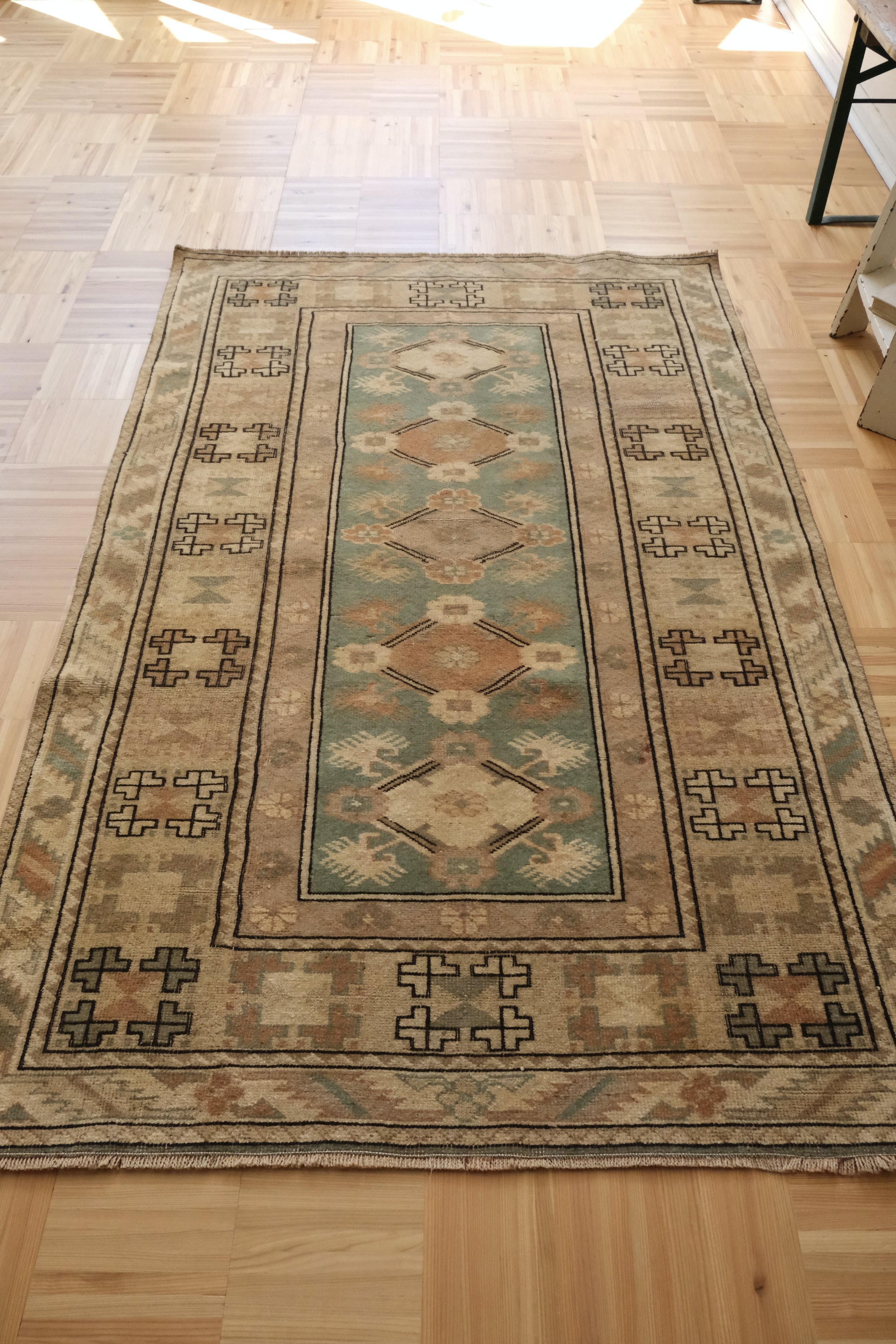 green rugs
