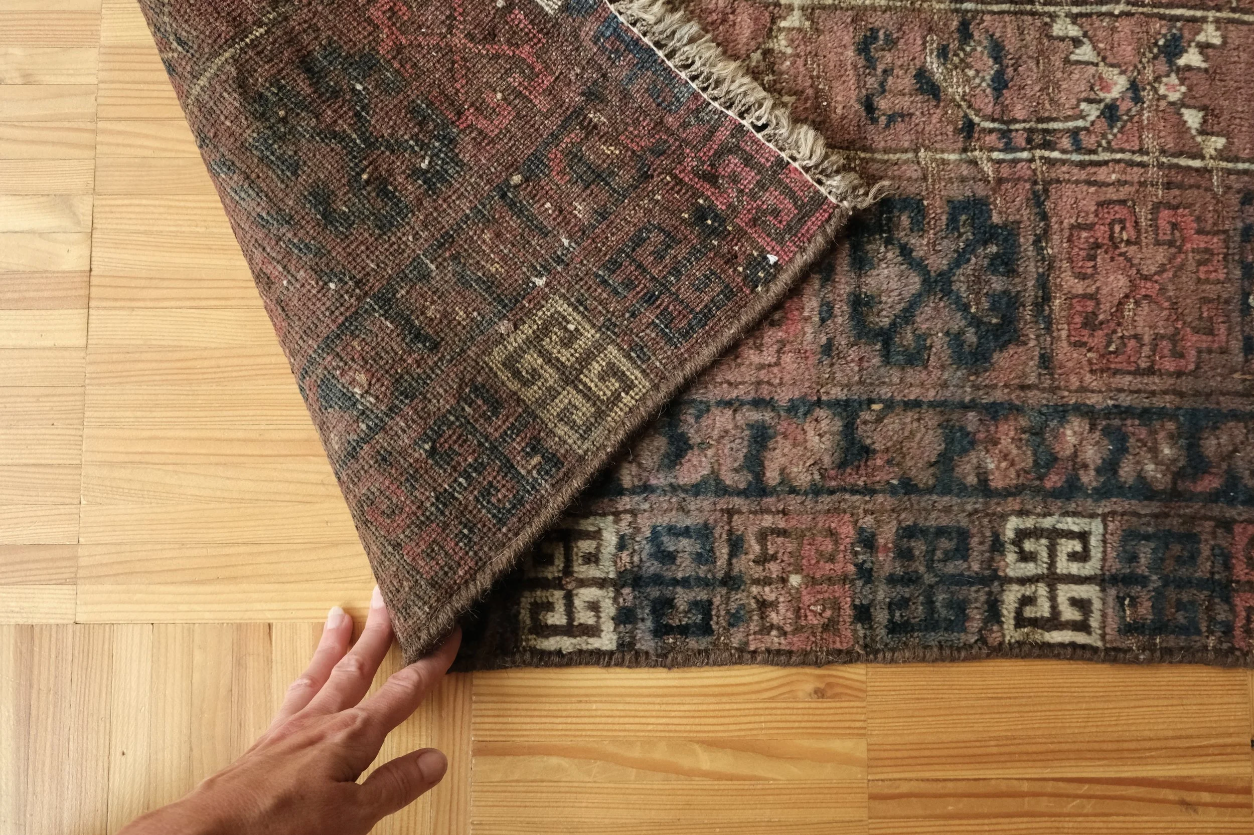 hand knotted wool rugs
