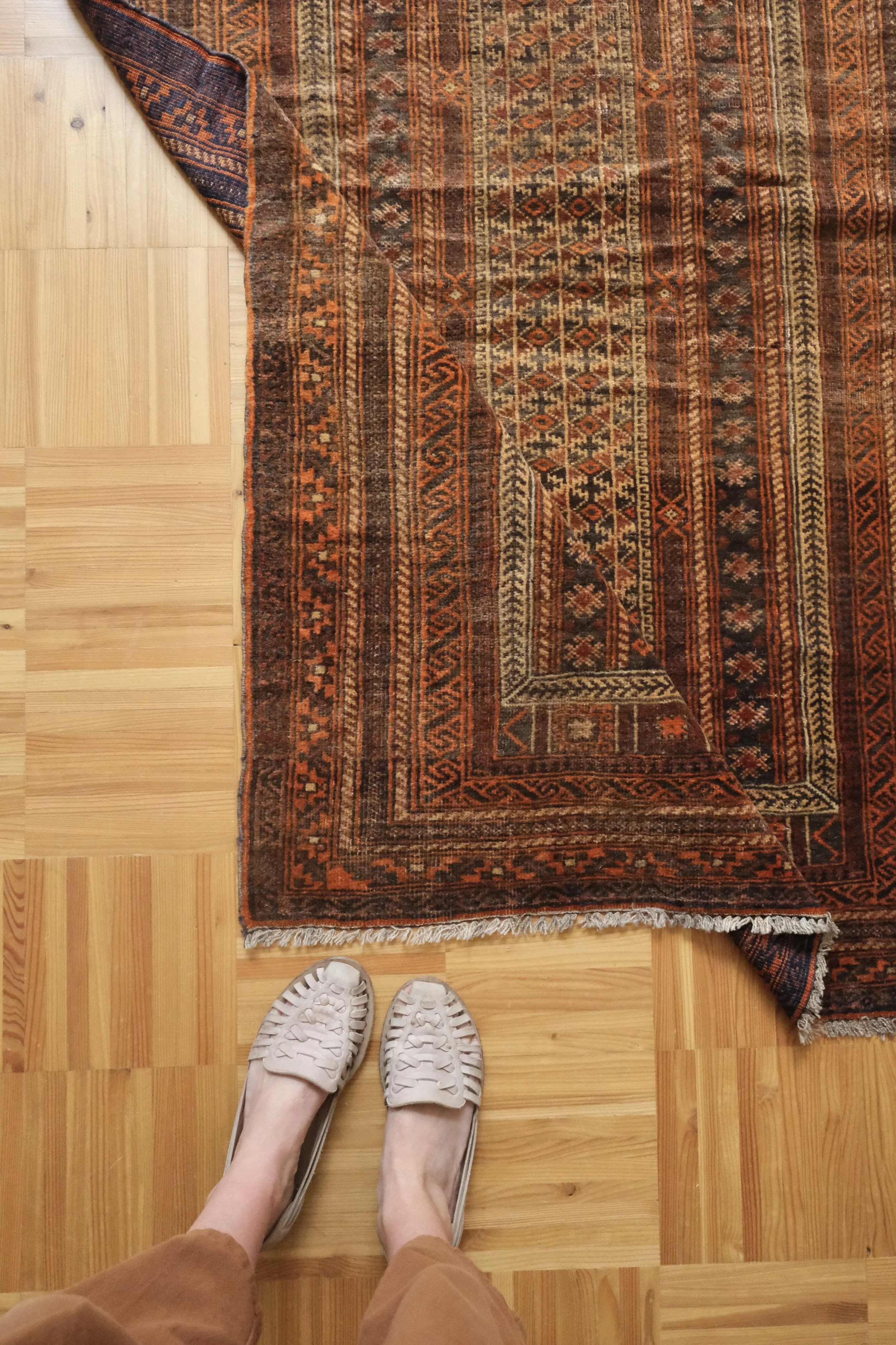 affordable vintage rugs