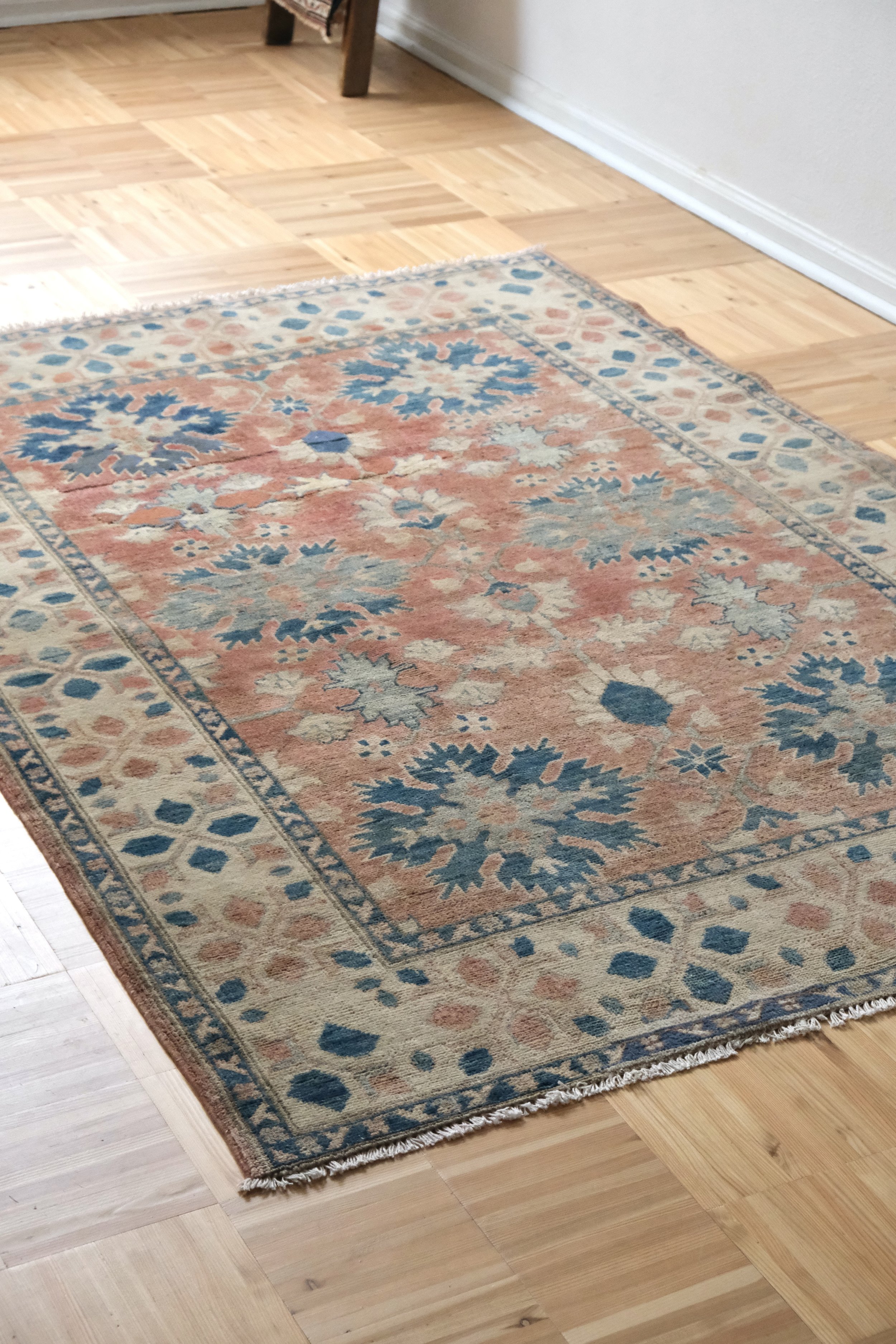 large scale motifs