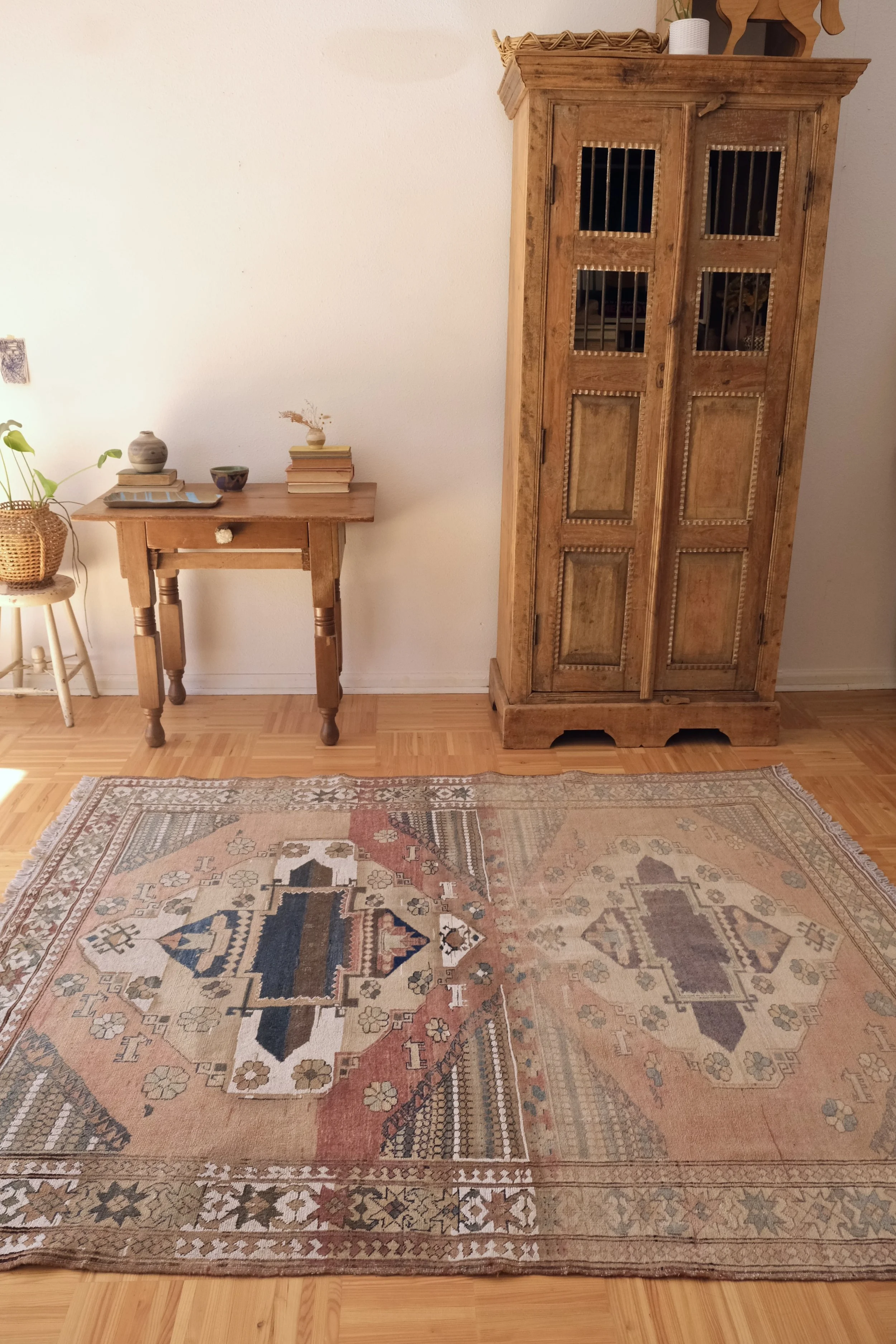 antique and vintage rugs