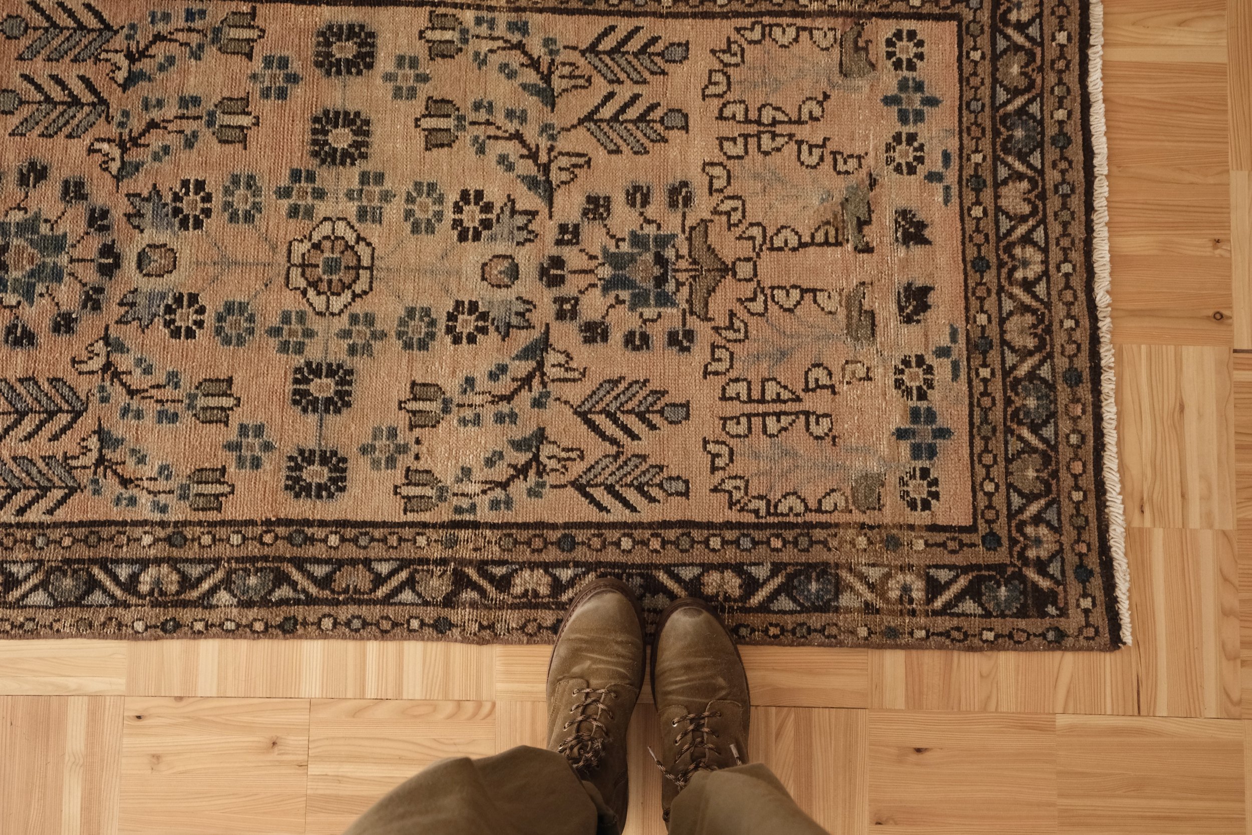 vintage Persian Sarouk rug