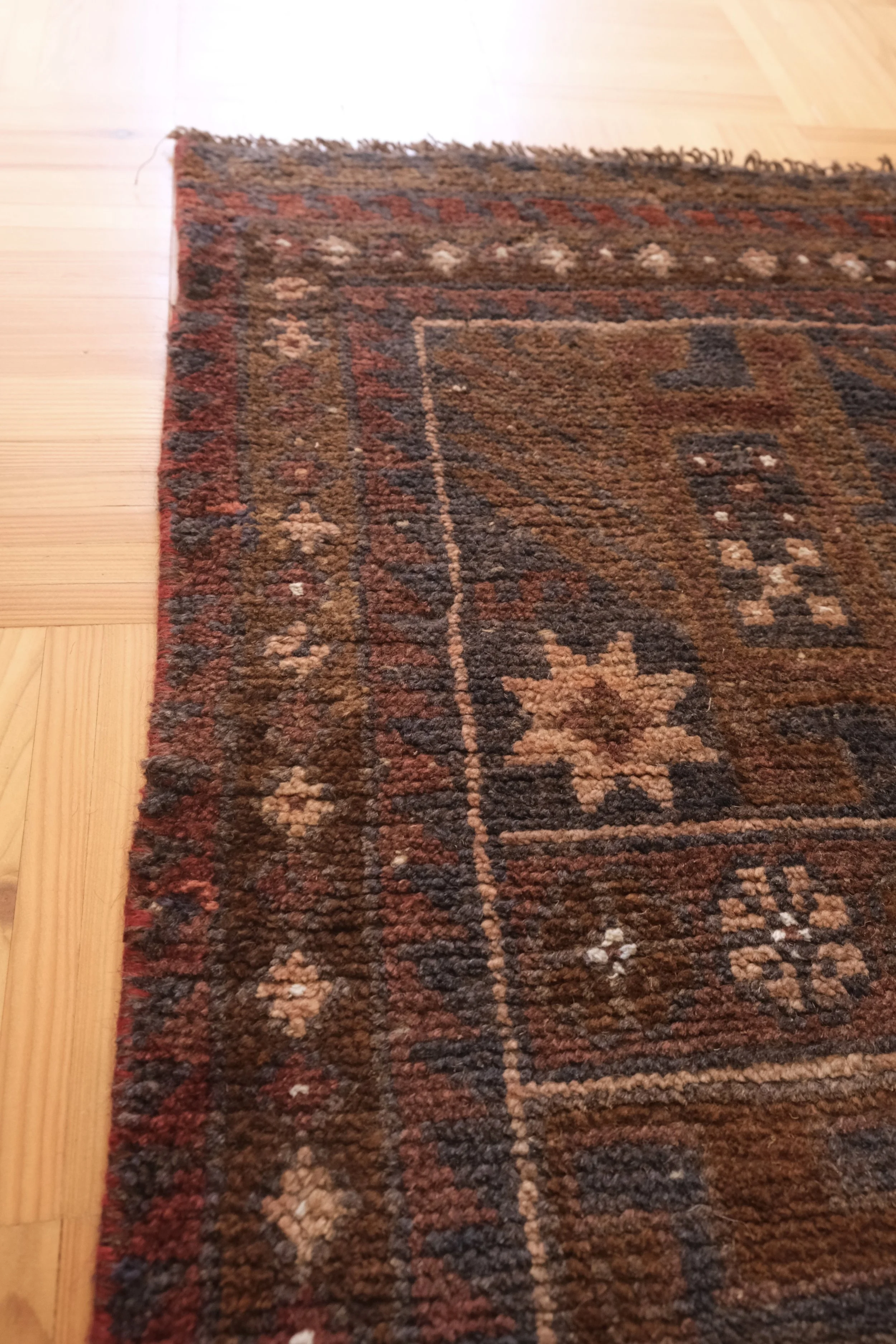 affordable Persian rugs