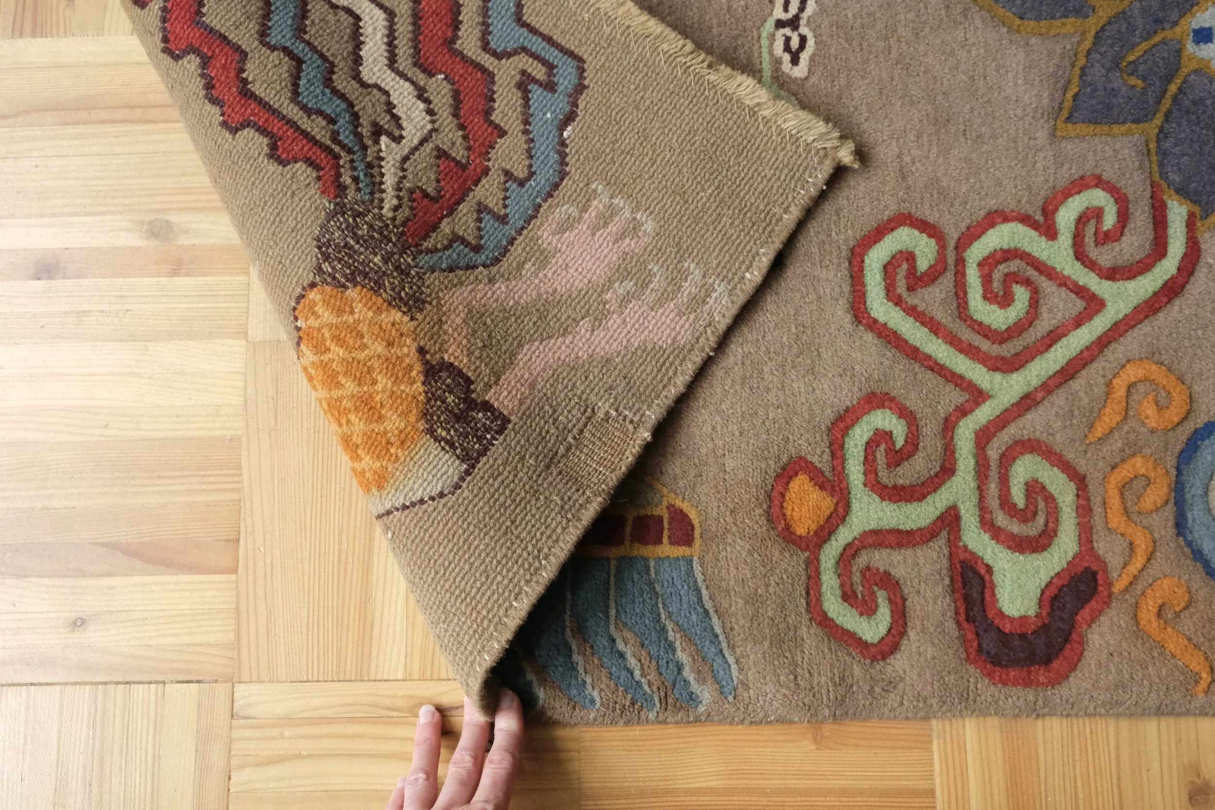hand knotted wool rugs