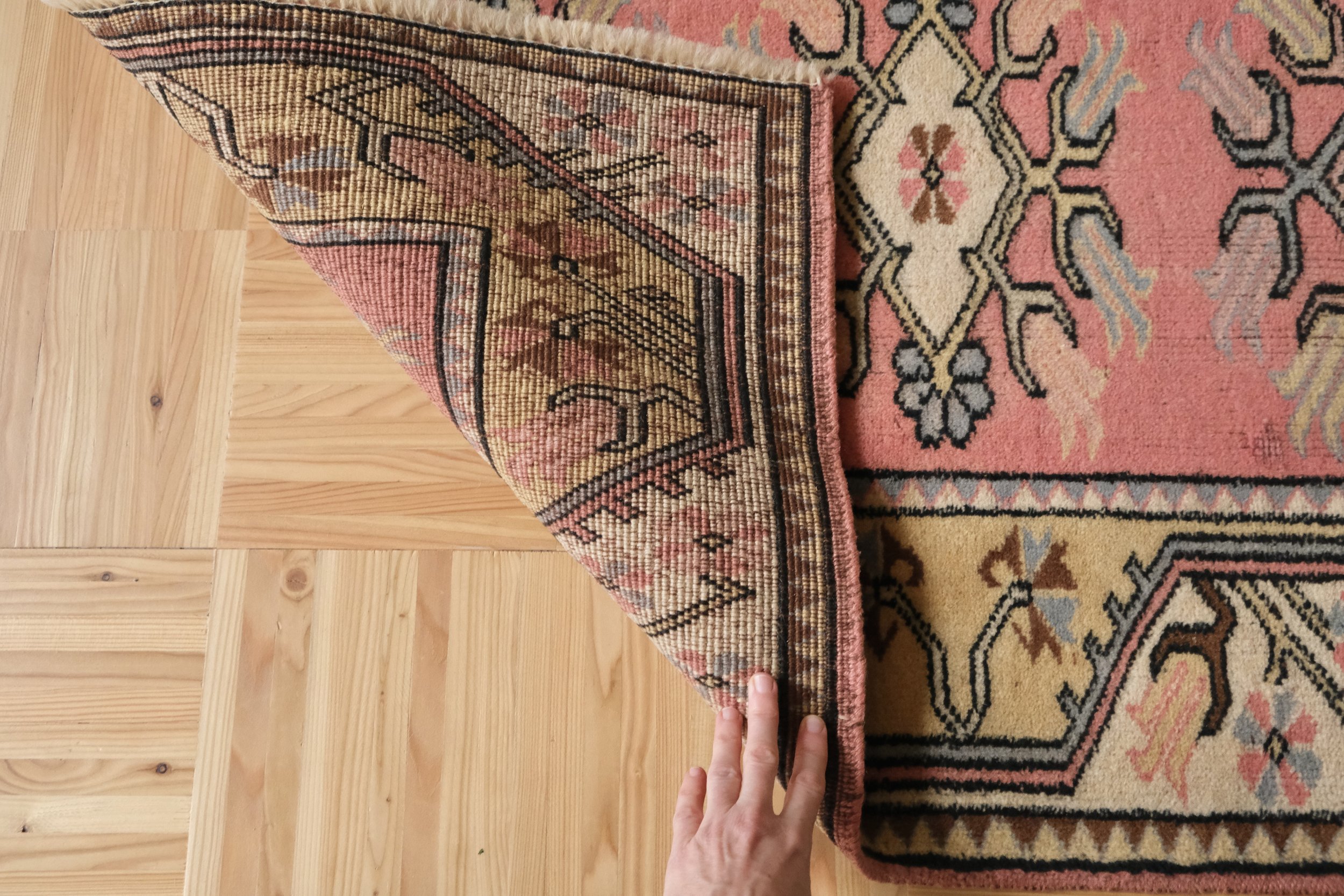 hand knotted wool rugs