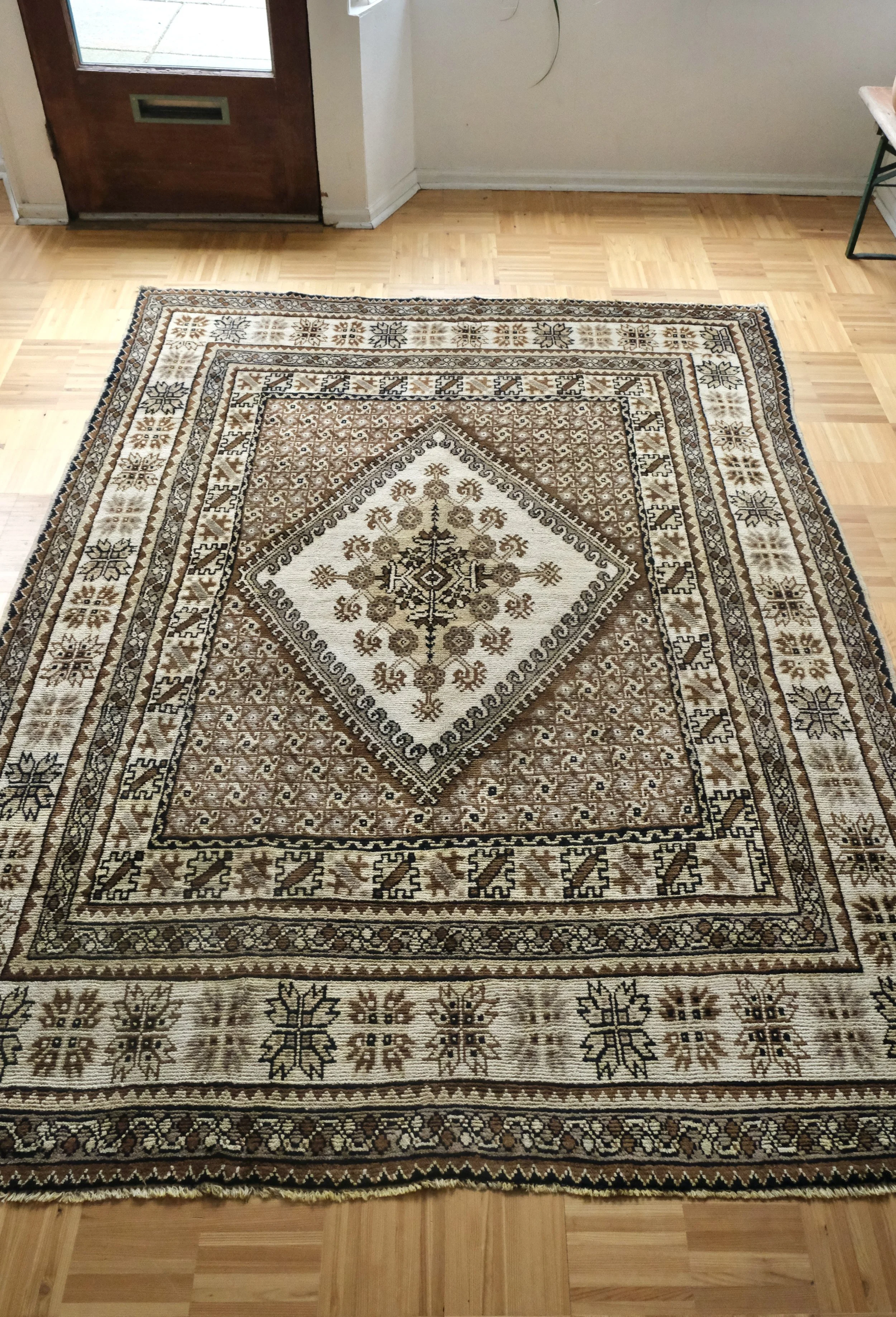 large neutral area rugs