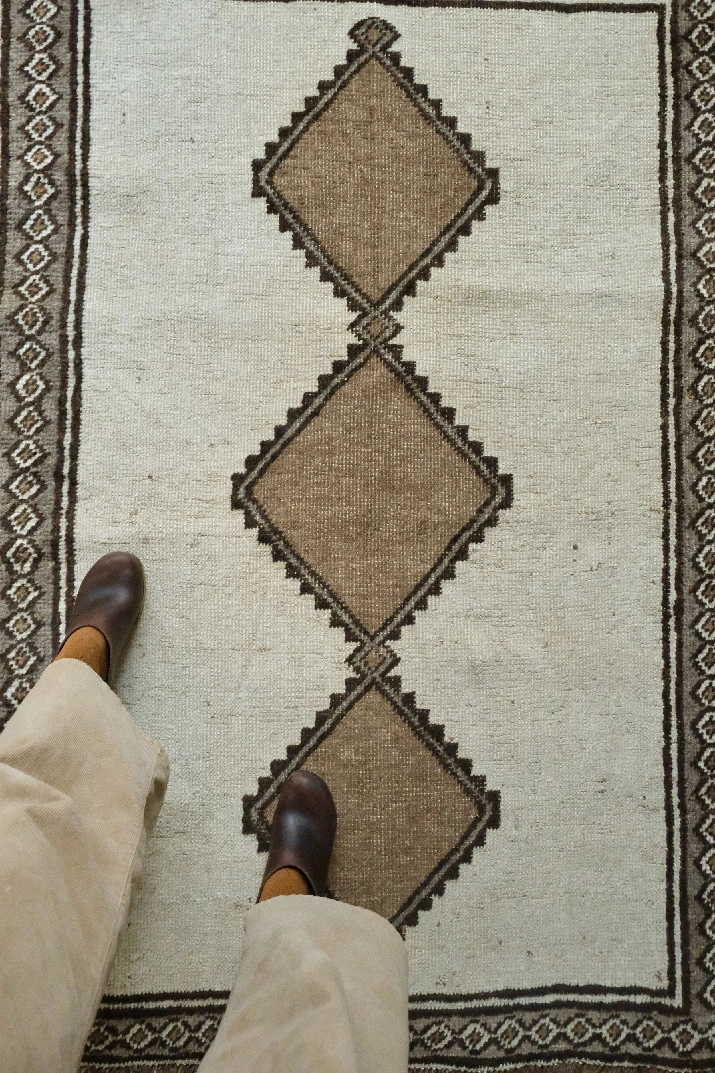 vintage and antique homewares and decor