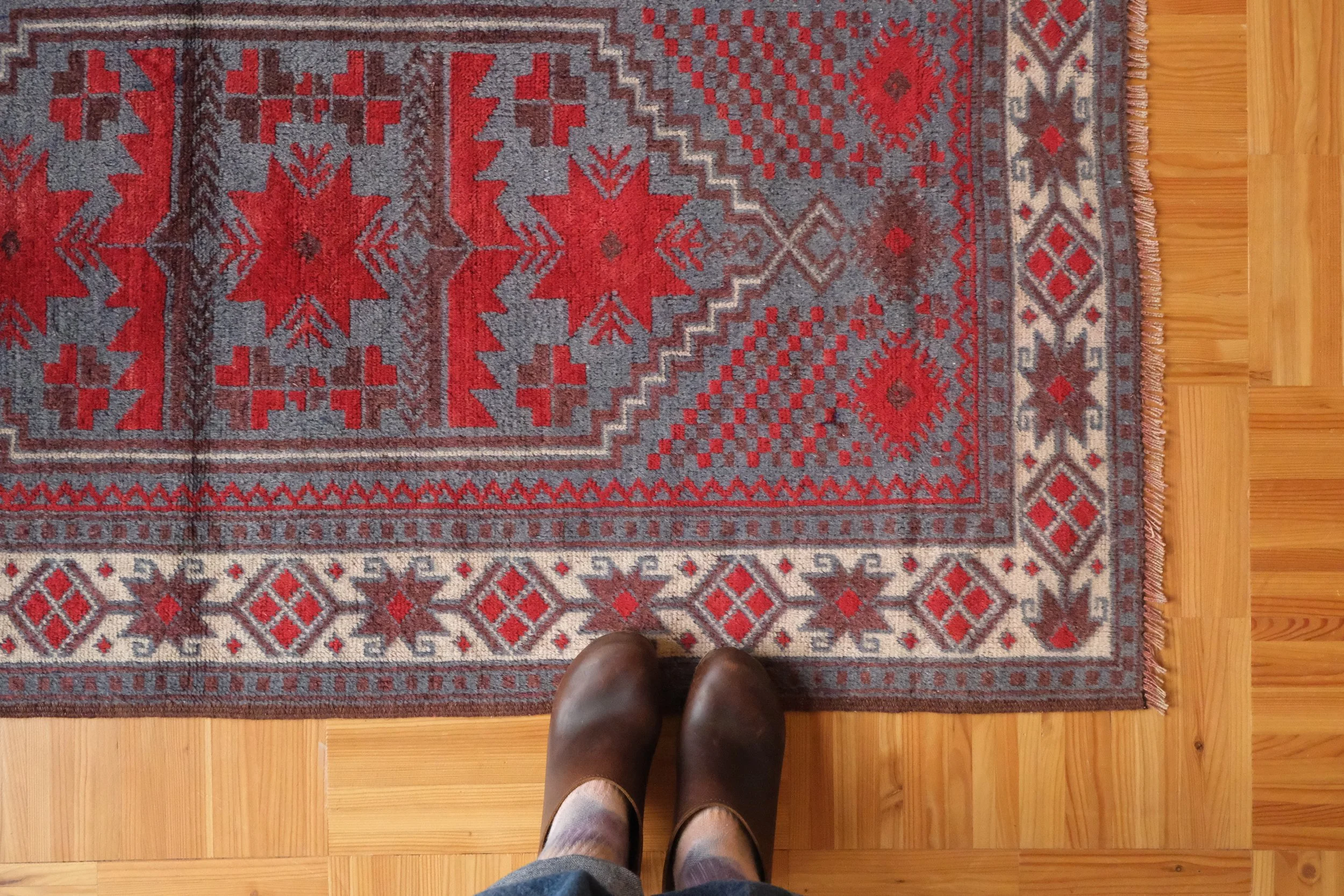 vintage Turkish rug, 4'6"x2'7"