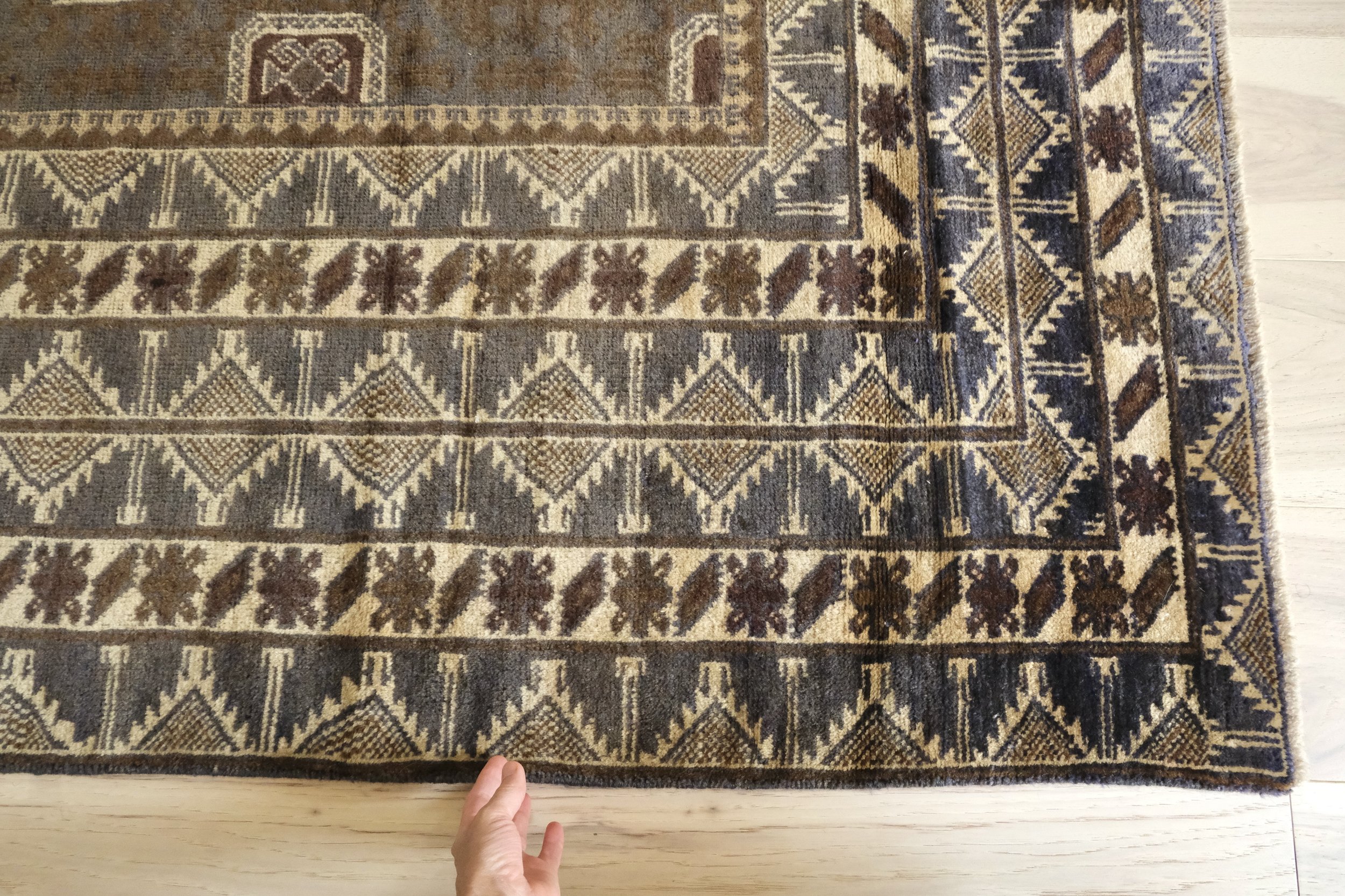 hand knotted