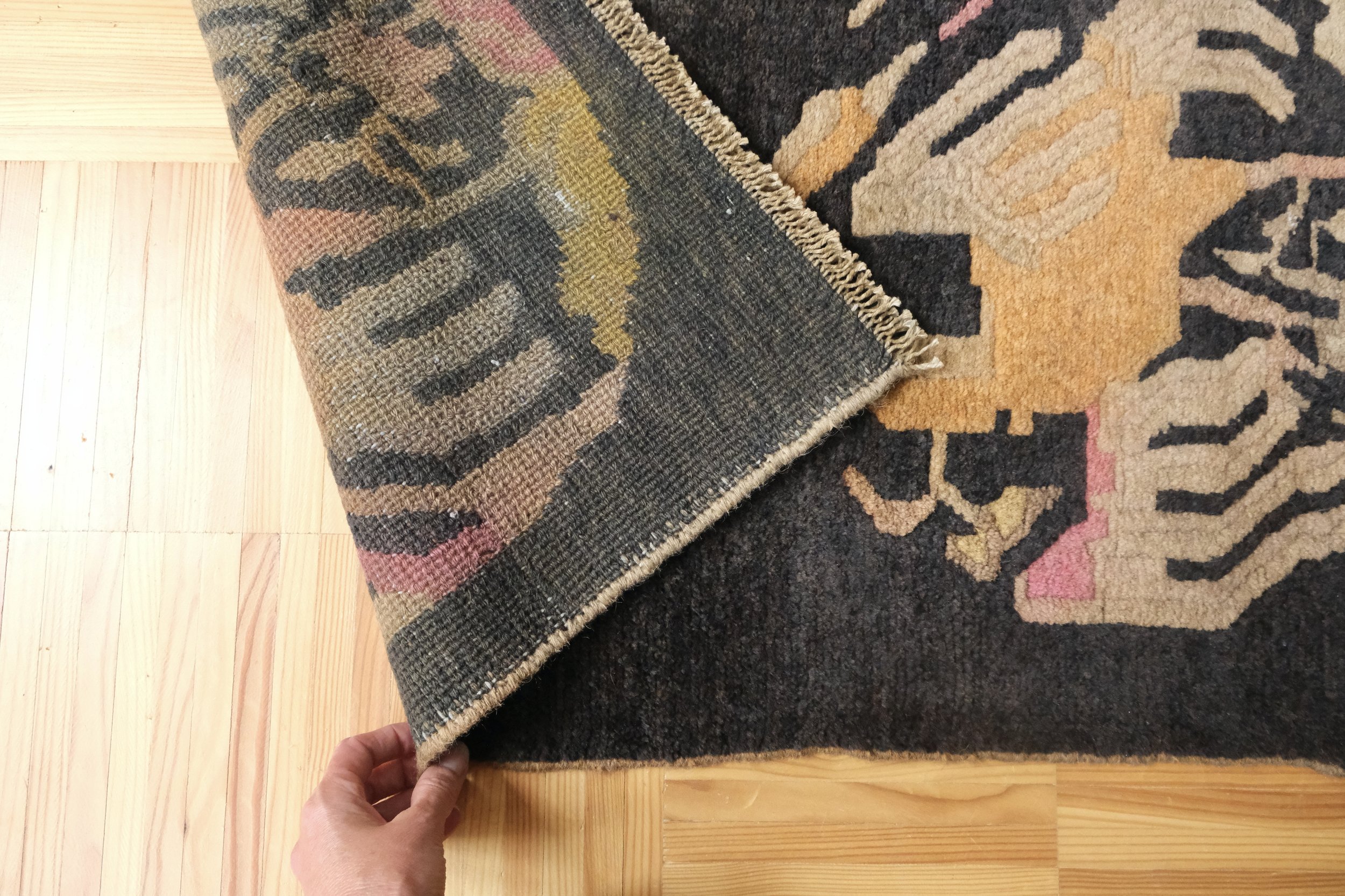hand knotted wool rugs