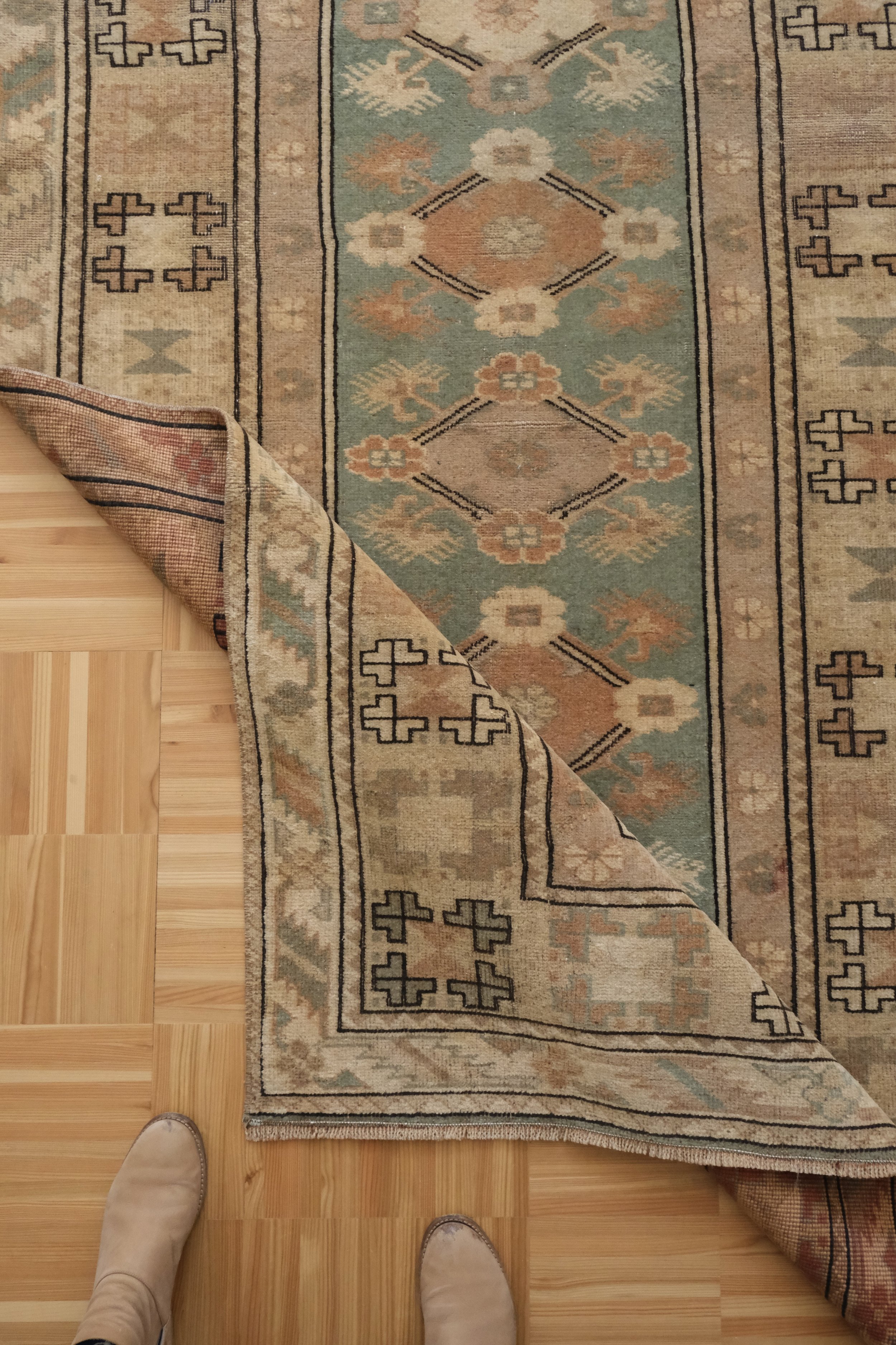 bedroom rug ideas