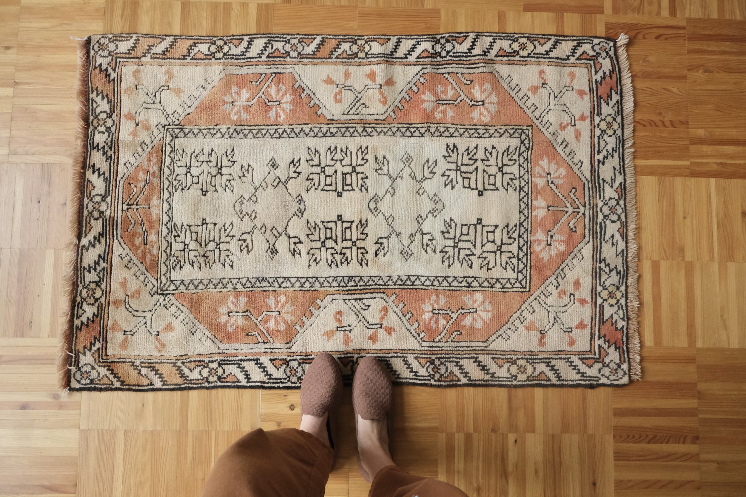 vintage and antique home decor