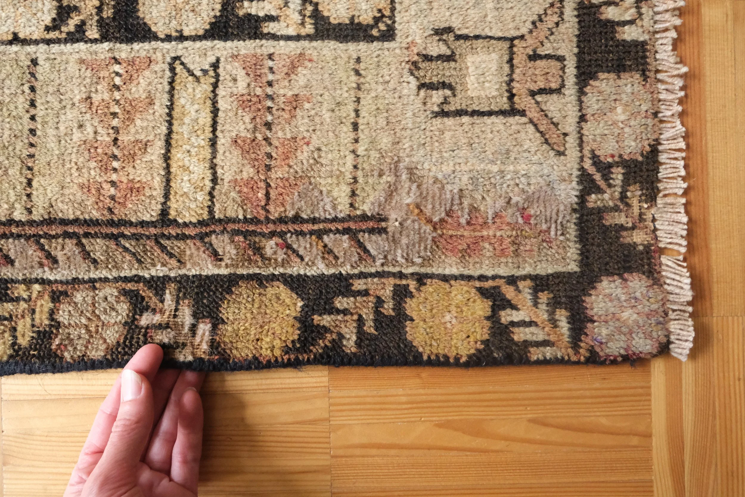 affordable vintage rugs