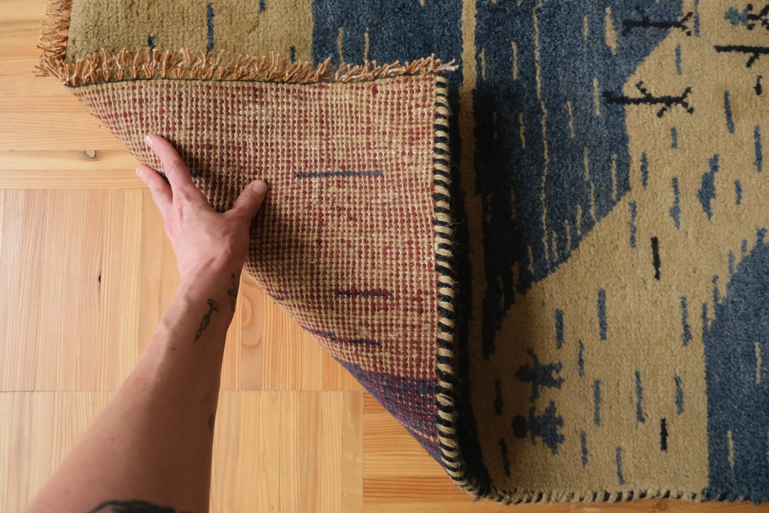 hand knotted wool rugs