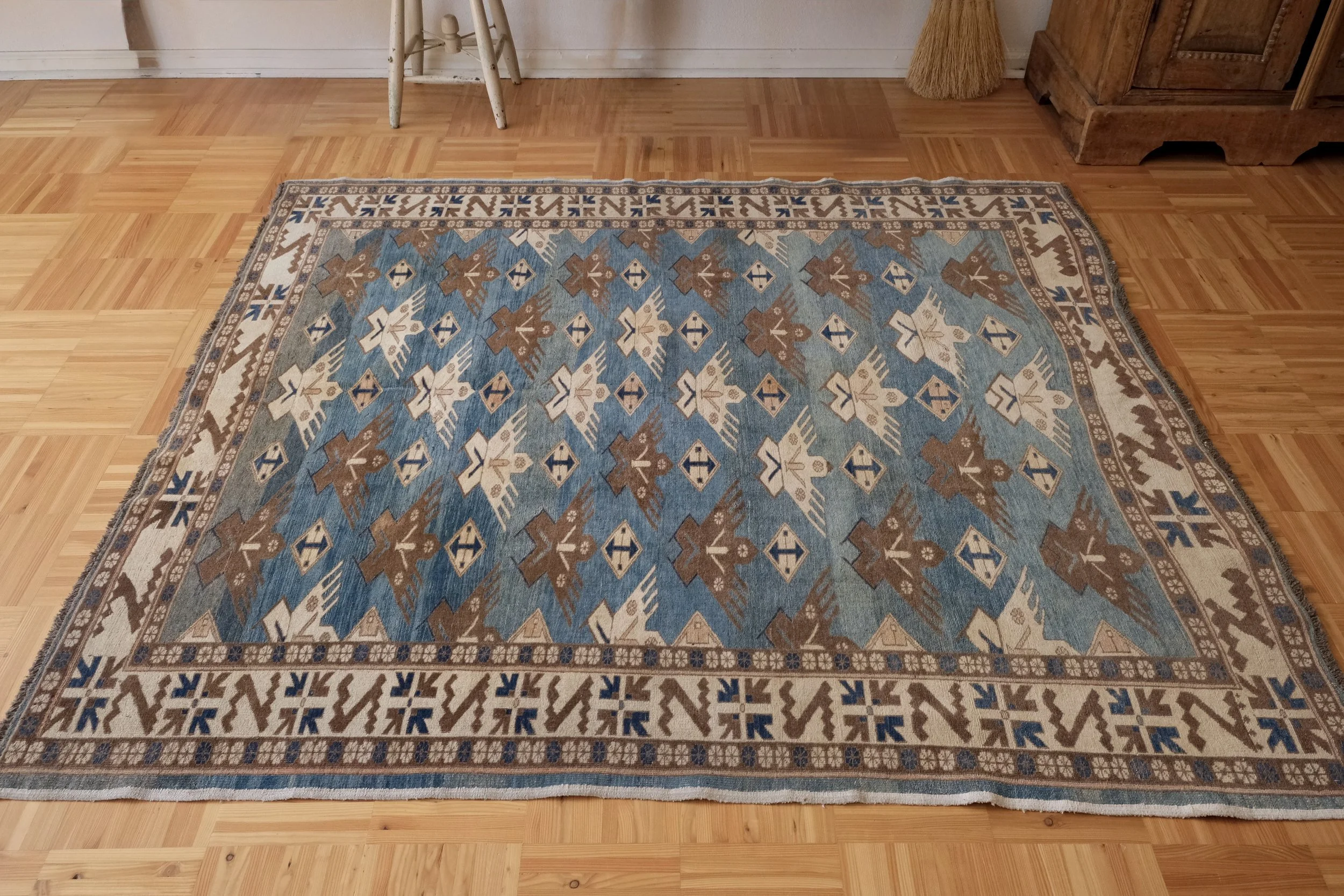 vintage and antique home decor