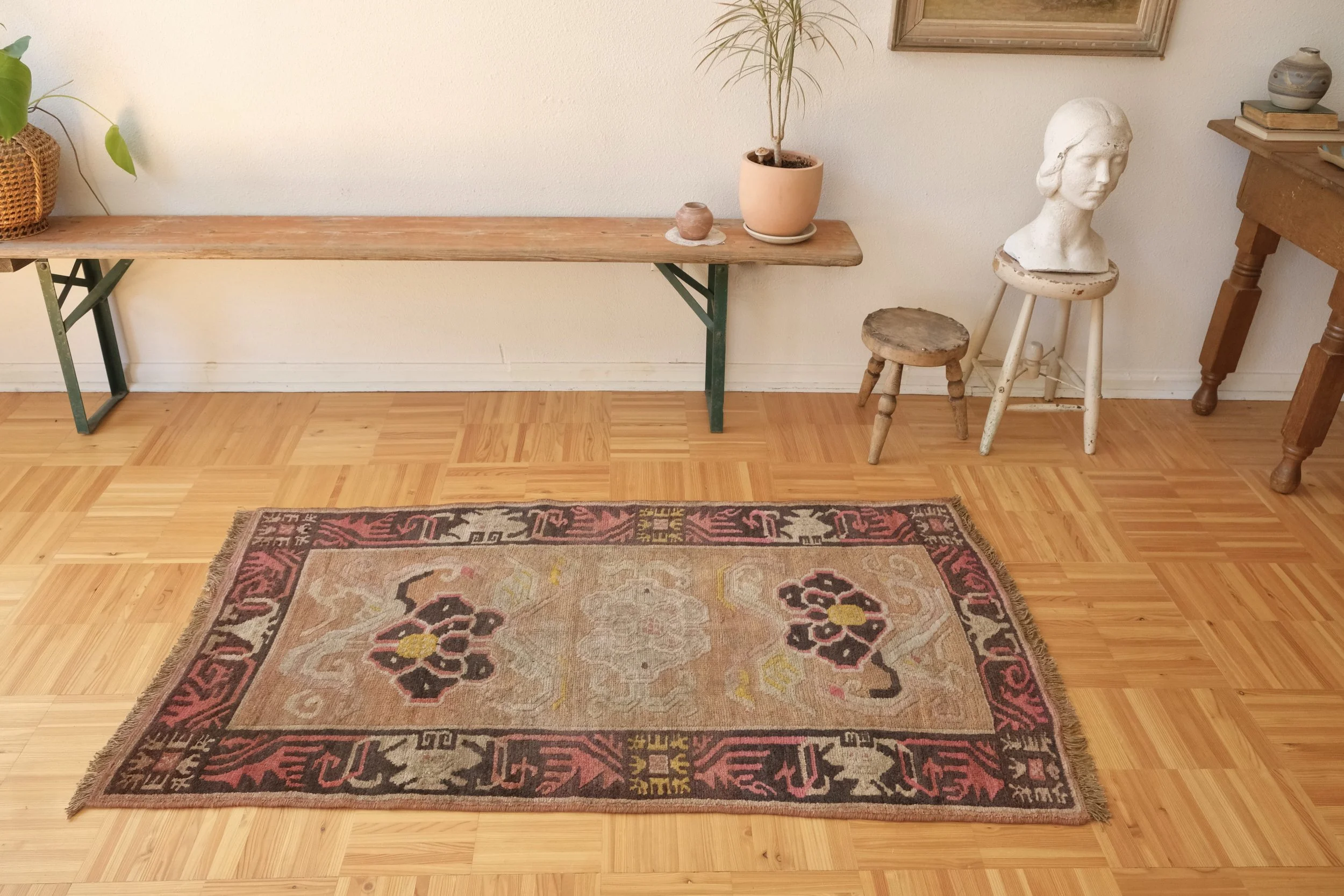 vintage and antique home decor