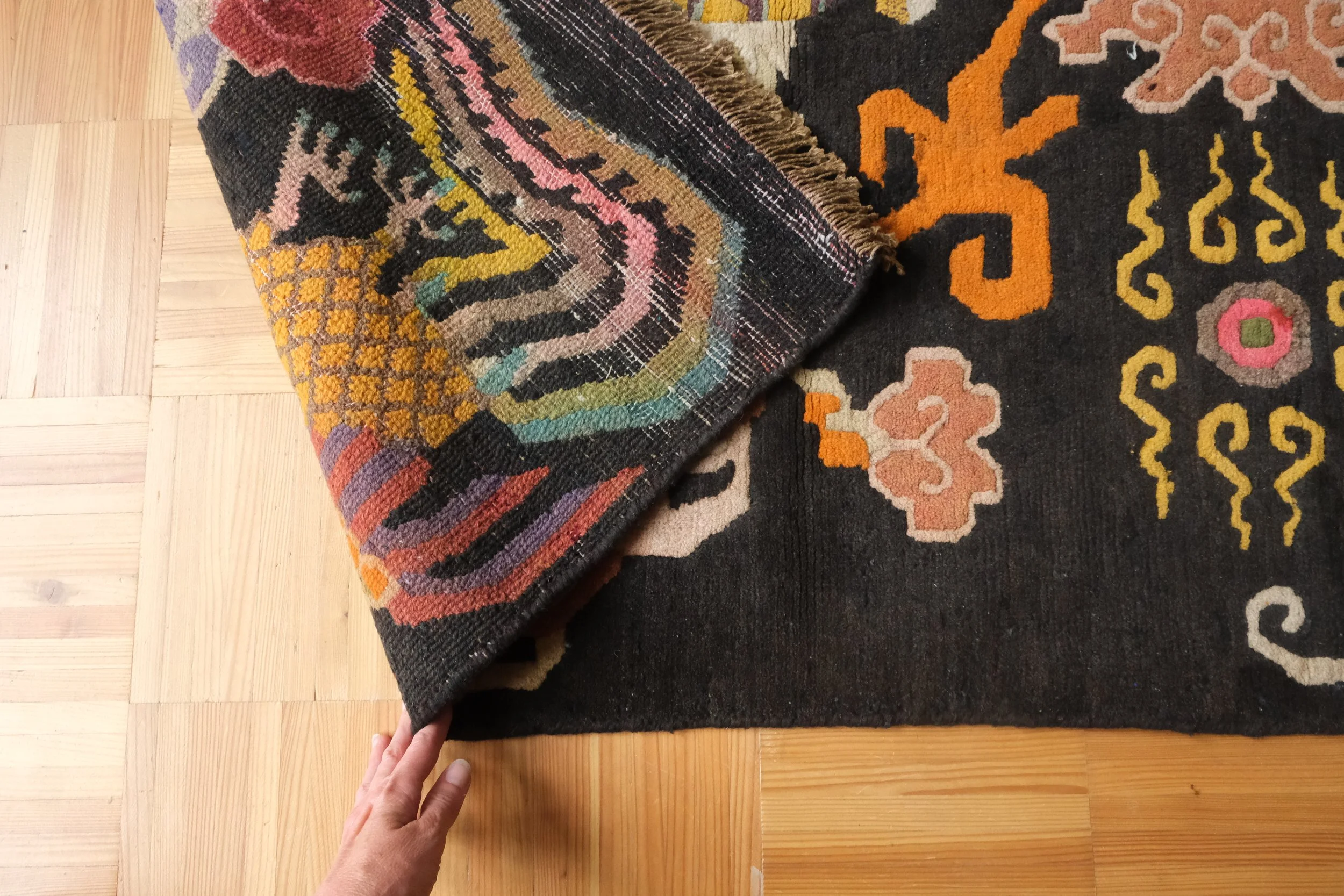 hand knotted wool rugs