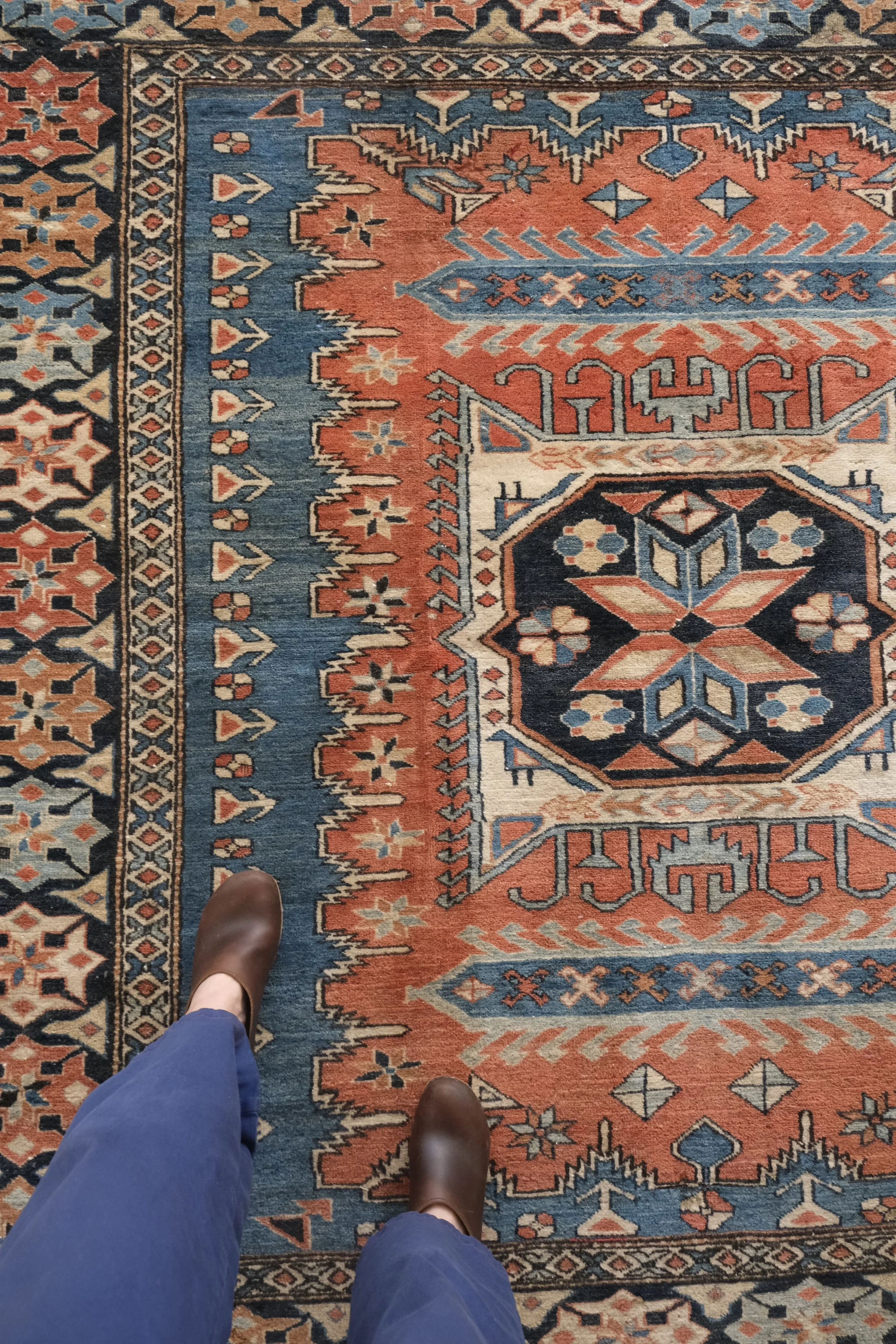 square sized rugs