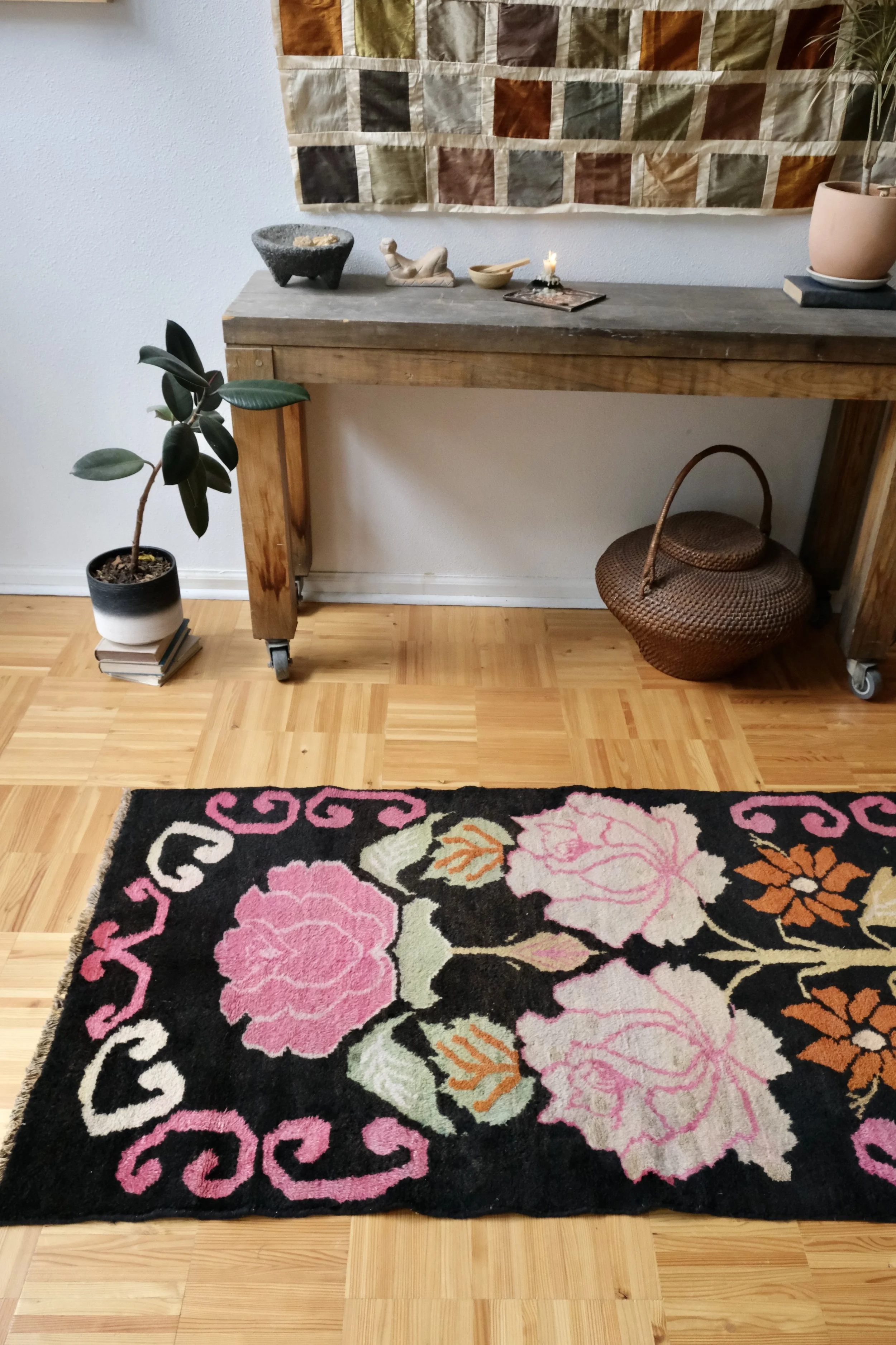 trending vintage and antique homewares and decor