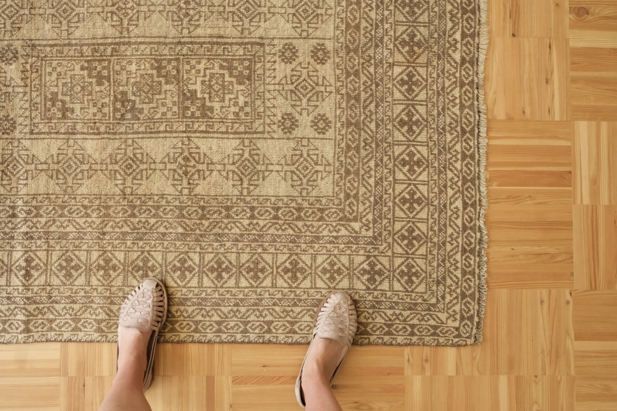 neutral area rug