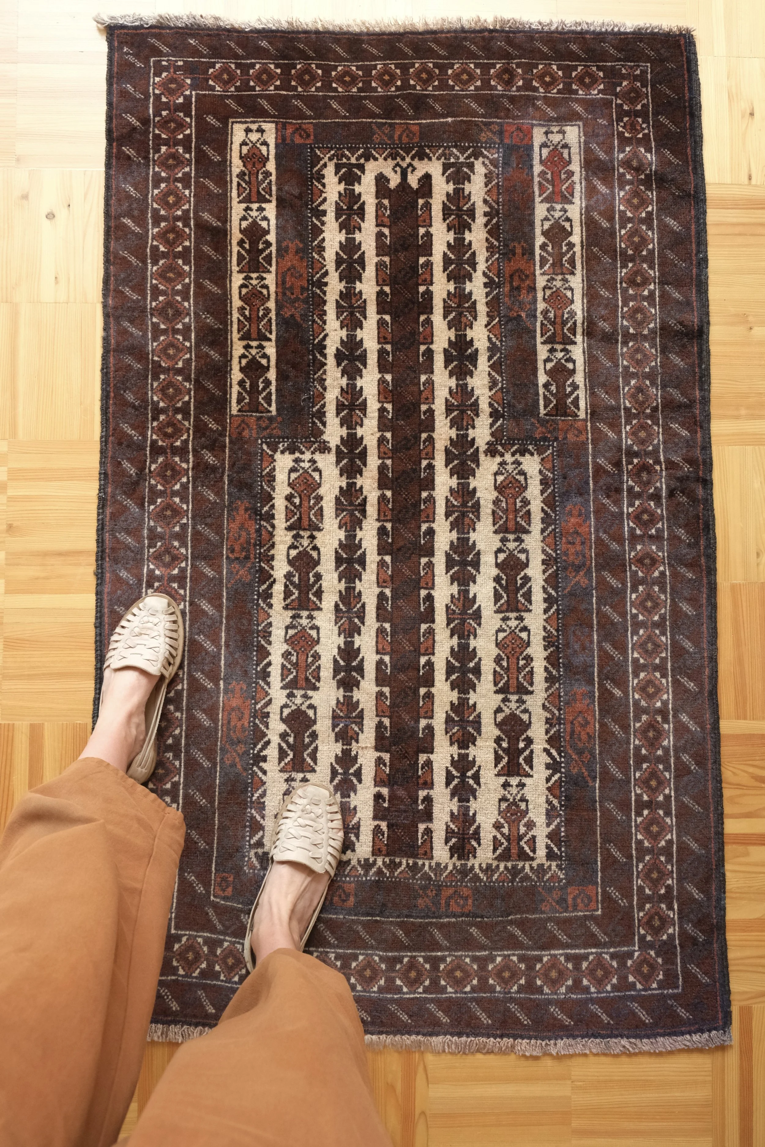 affordable vintage rugs
