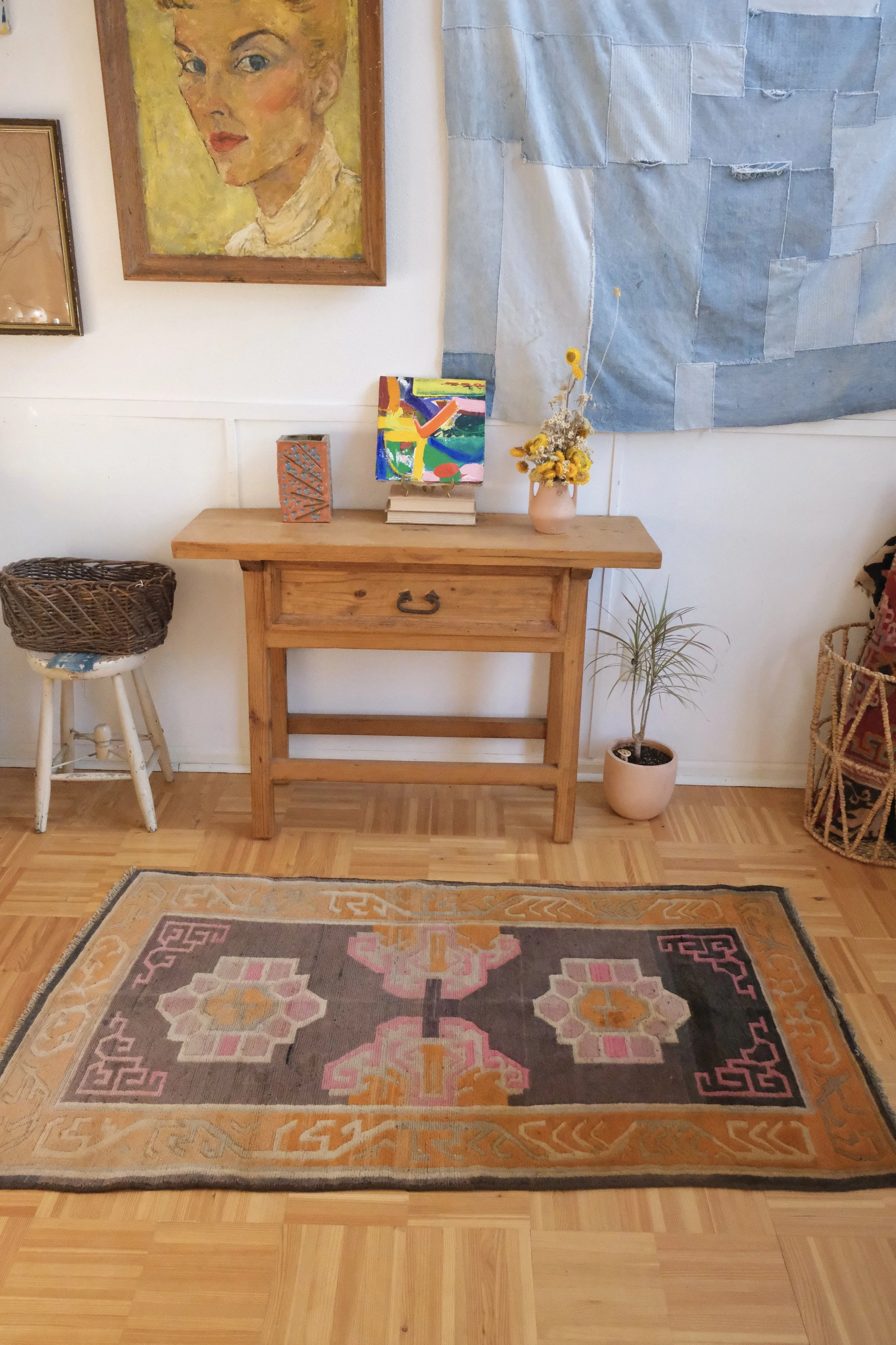 vintage and antique homewares and decor