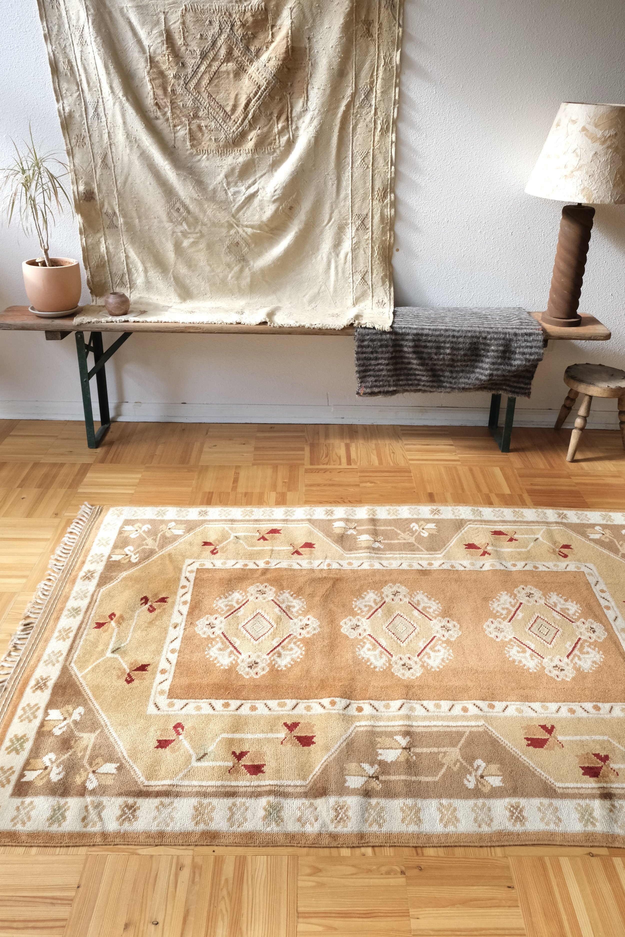 vintage rugs near me