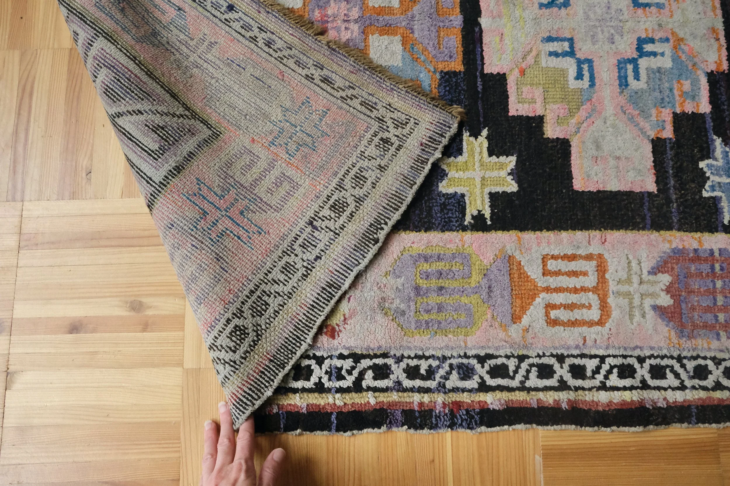 hand knotted wool rugs