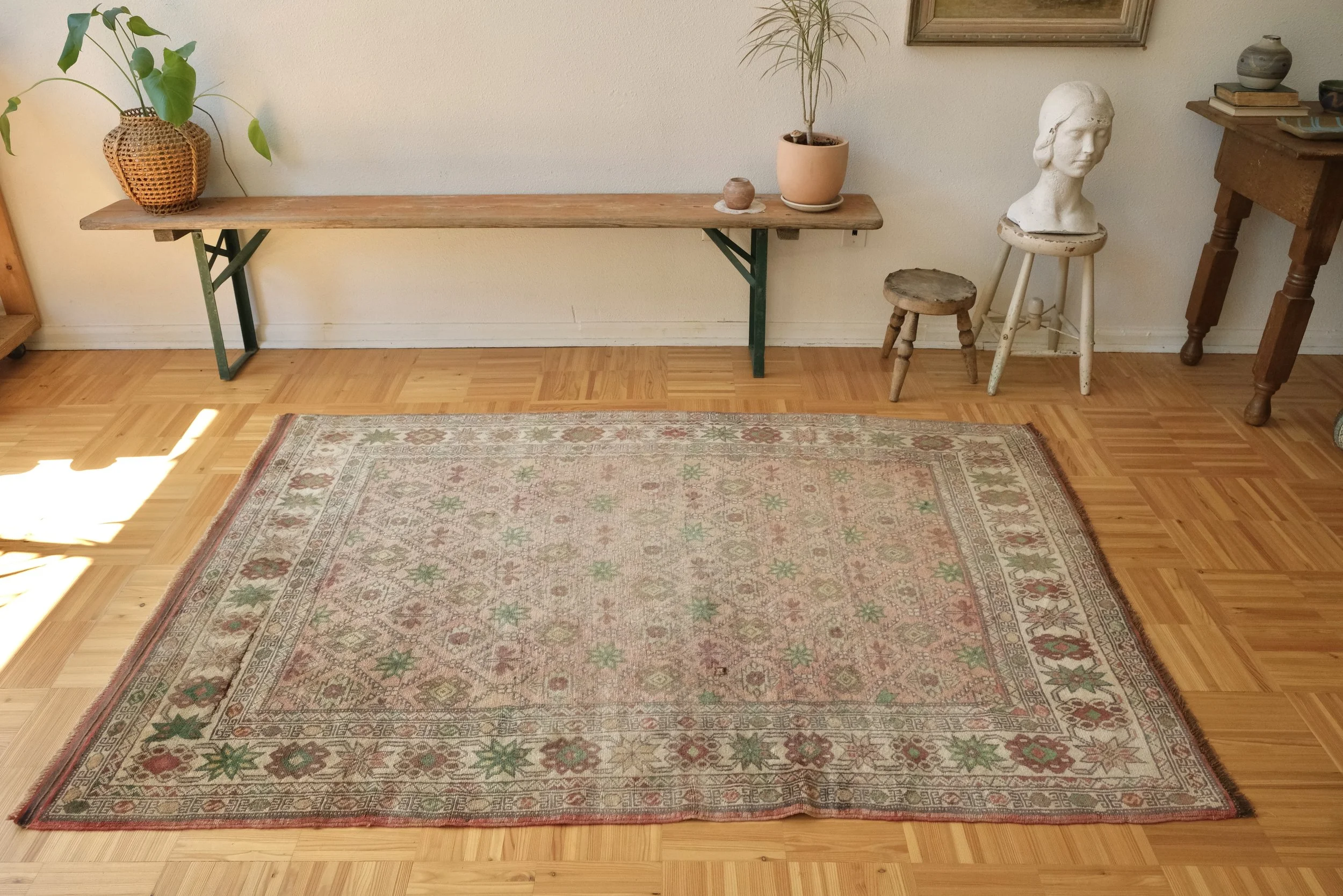 vintage and antique home decor