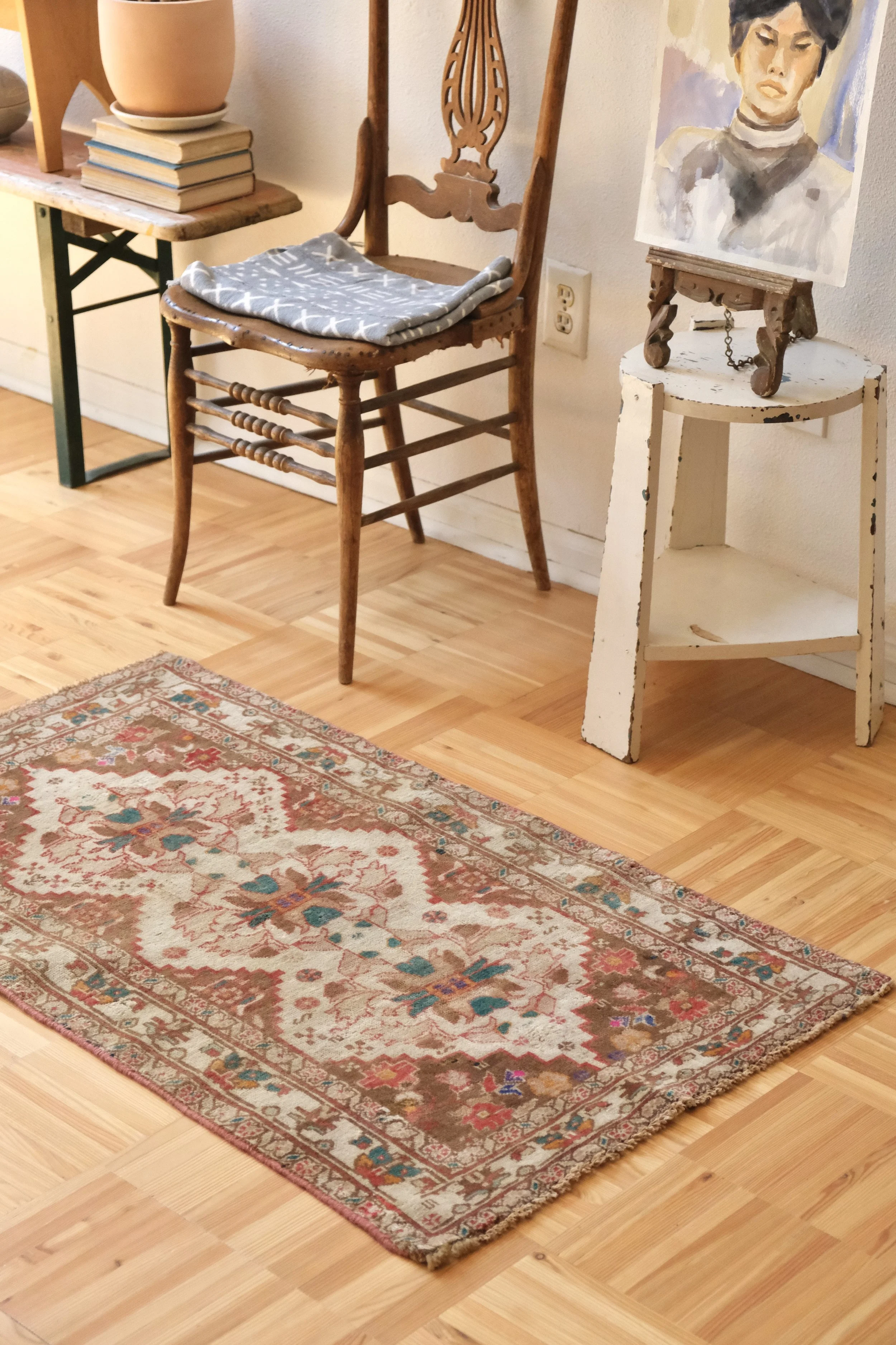 vintage and antique homewares and decor