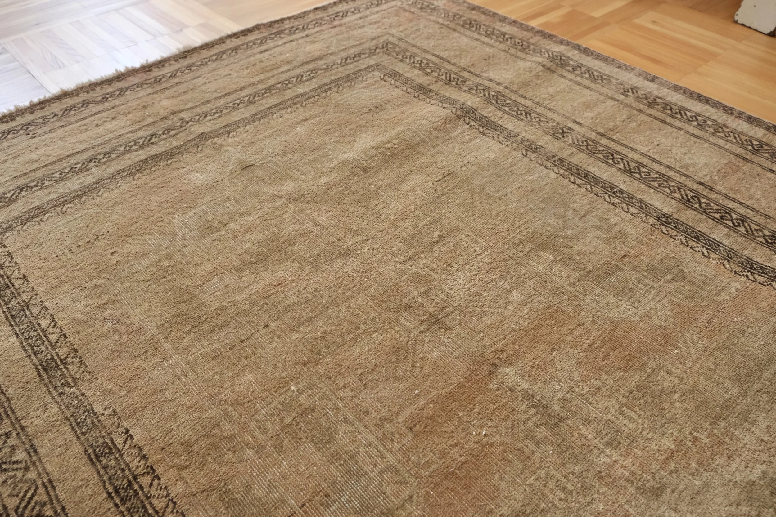 expensive Persian rugs