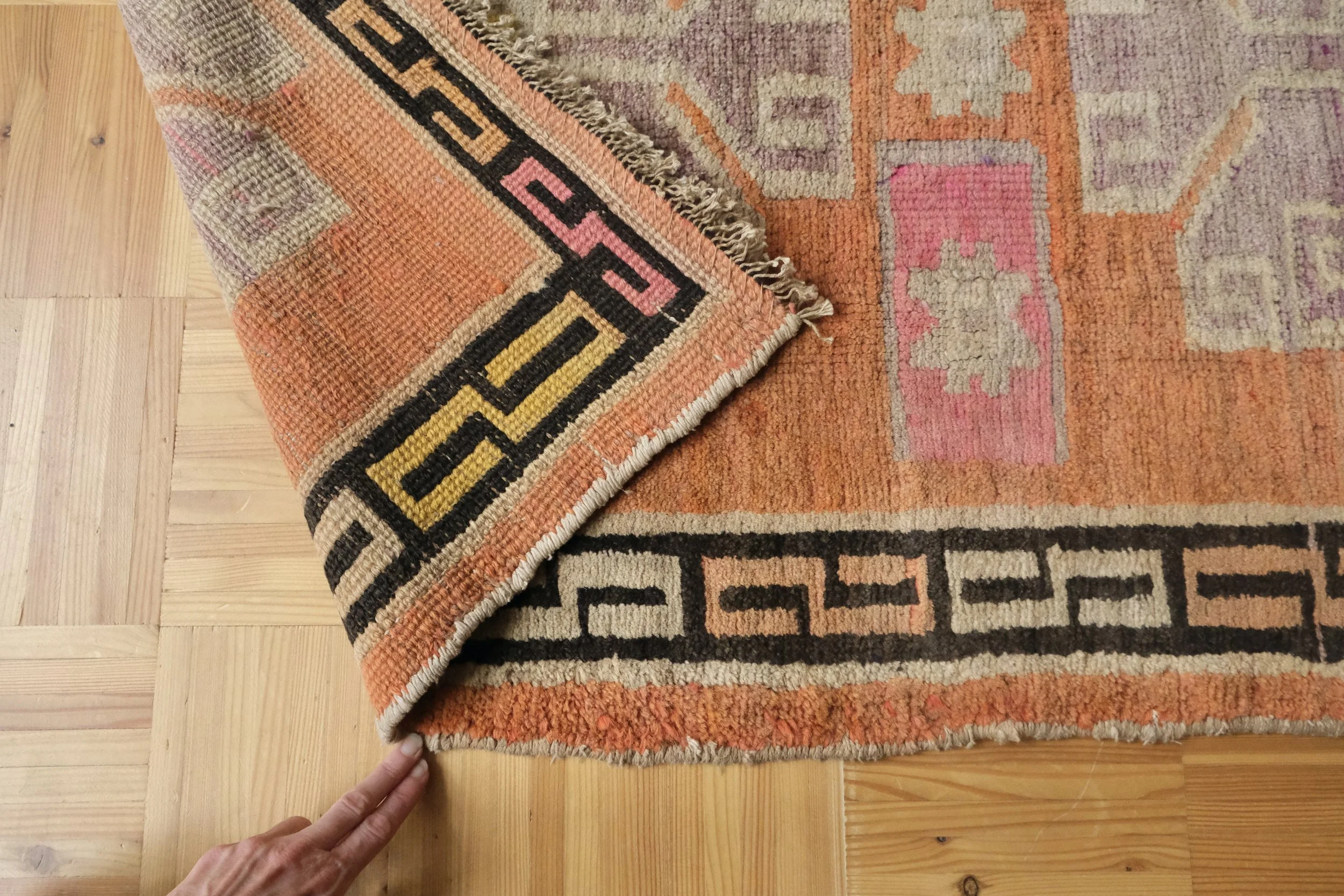 hand knotted wool rugs