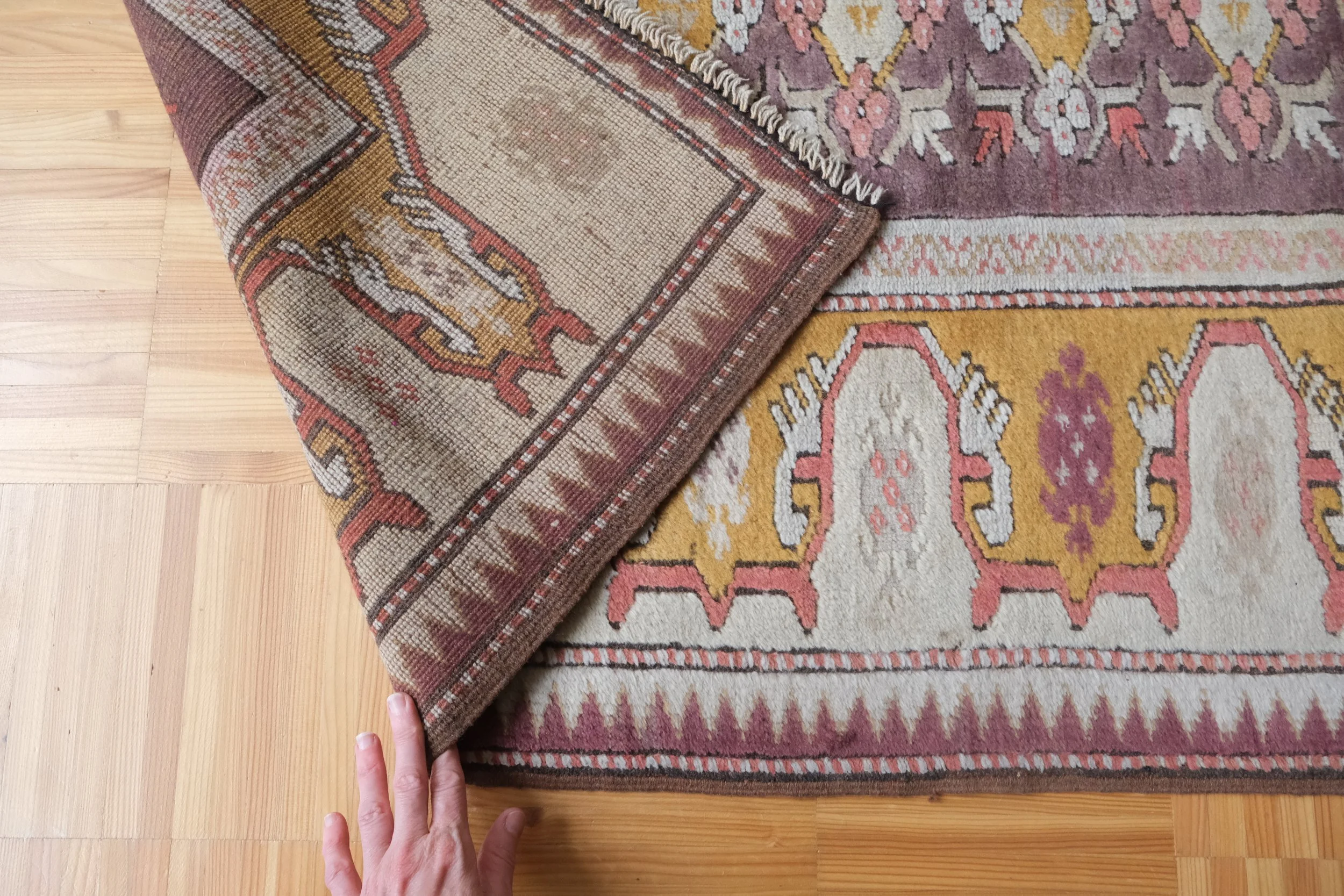 hand knotted wool rugs