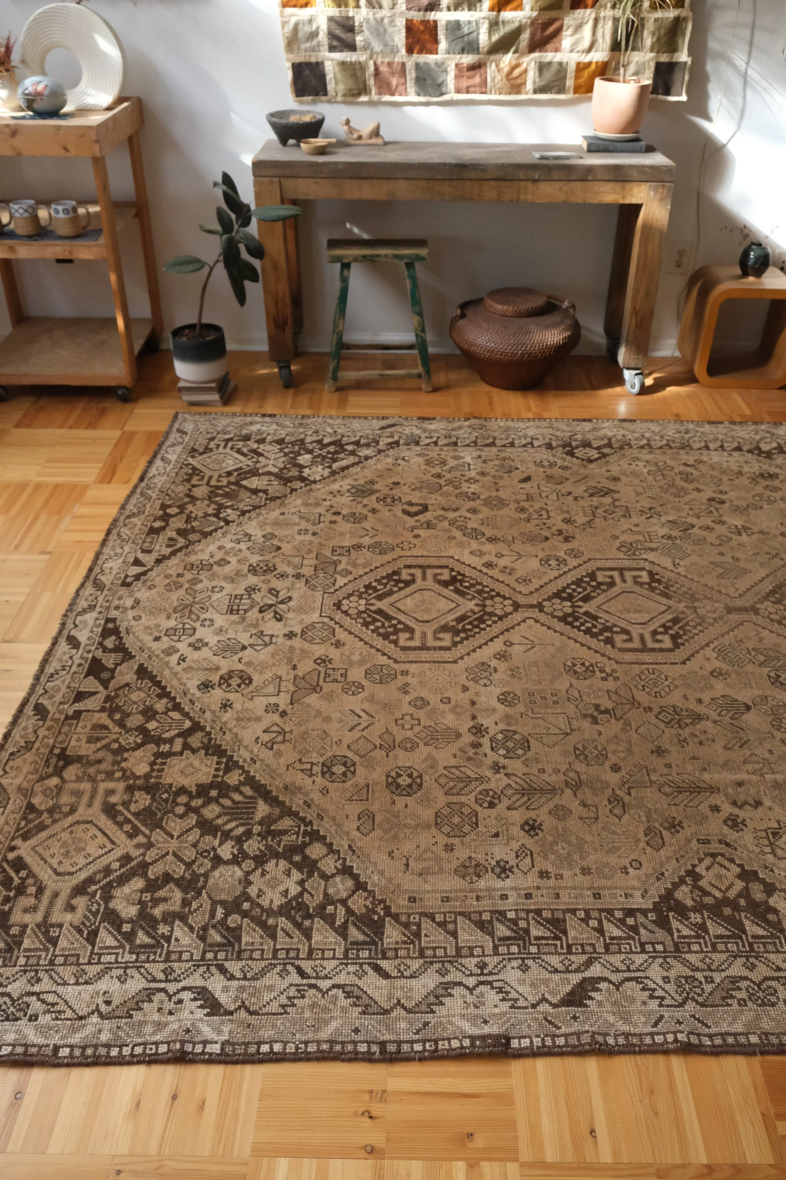 vintage and antique homewares and decor