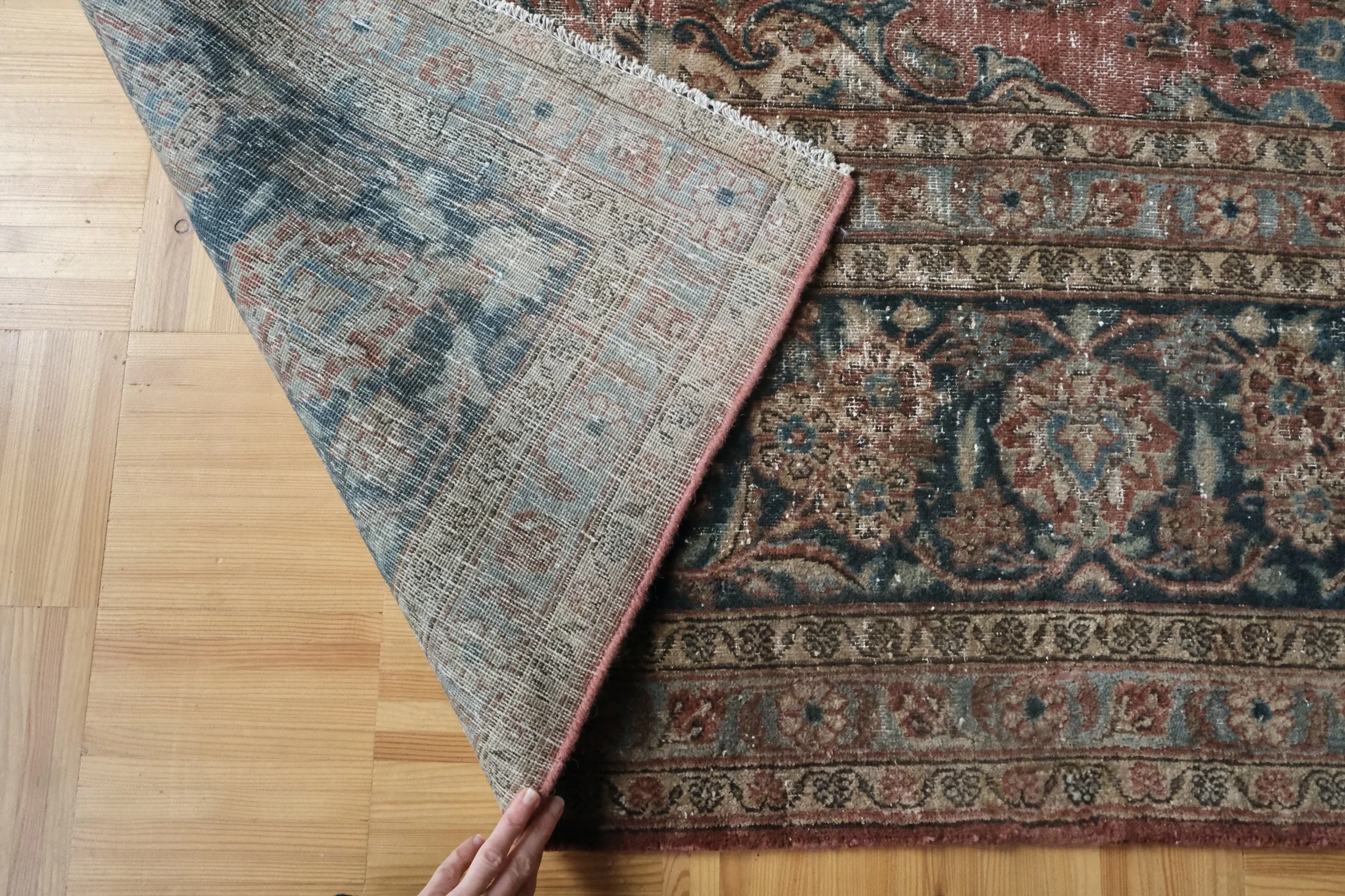 hand knotted wool rugs