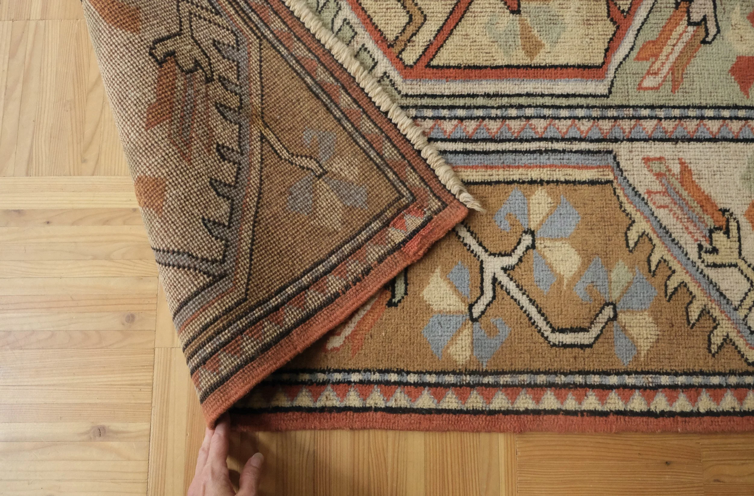 hand knotted wool rugs