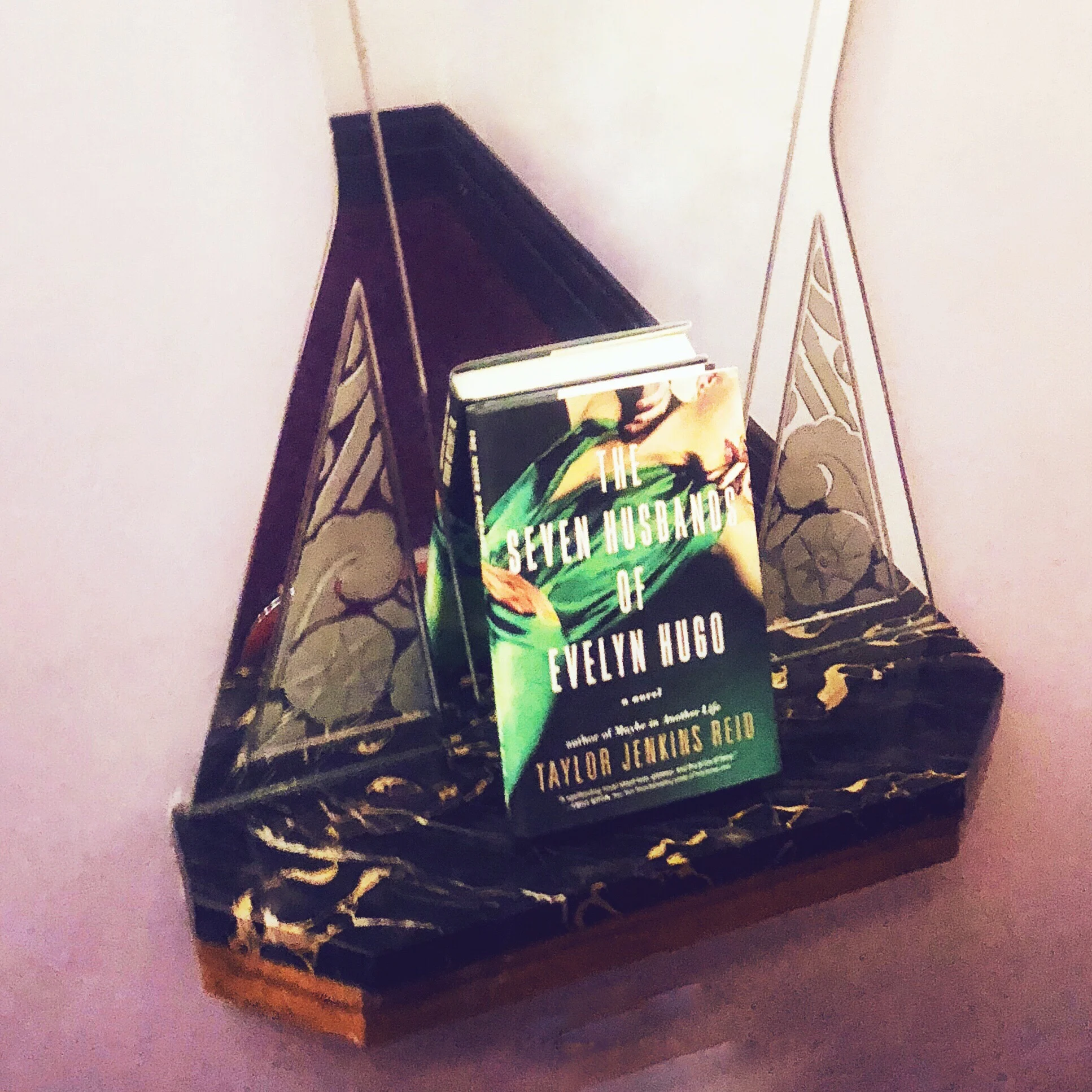 THE SEVEN HUSBANDS OF EVELYN HUGO by Taylor Jenkins Reid