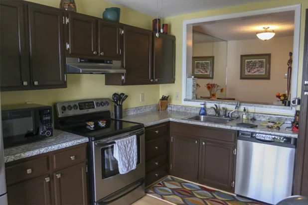 Amateur MLS Photo - Kitchen in Condo