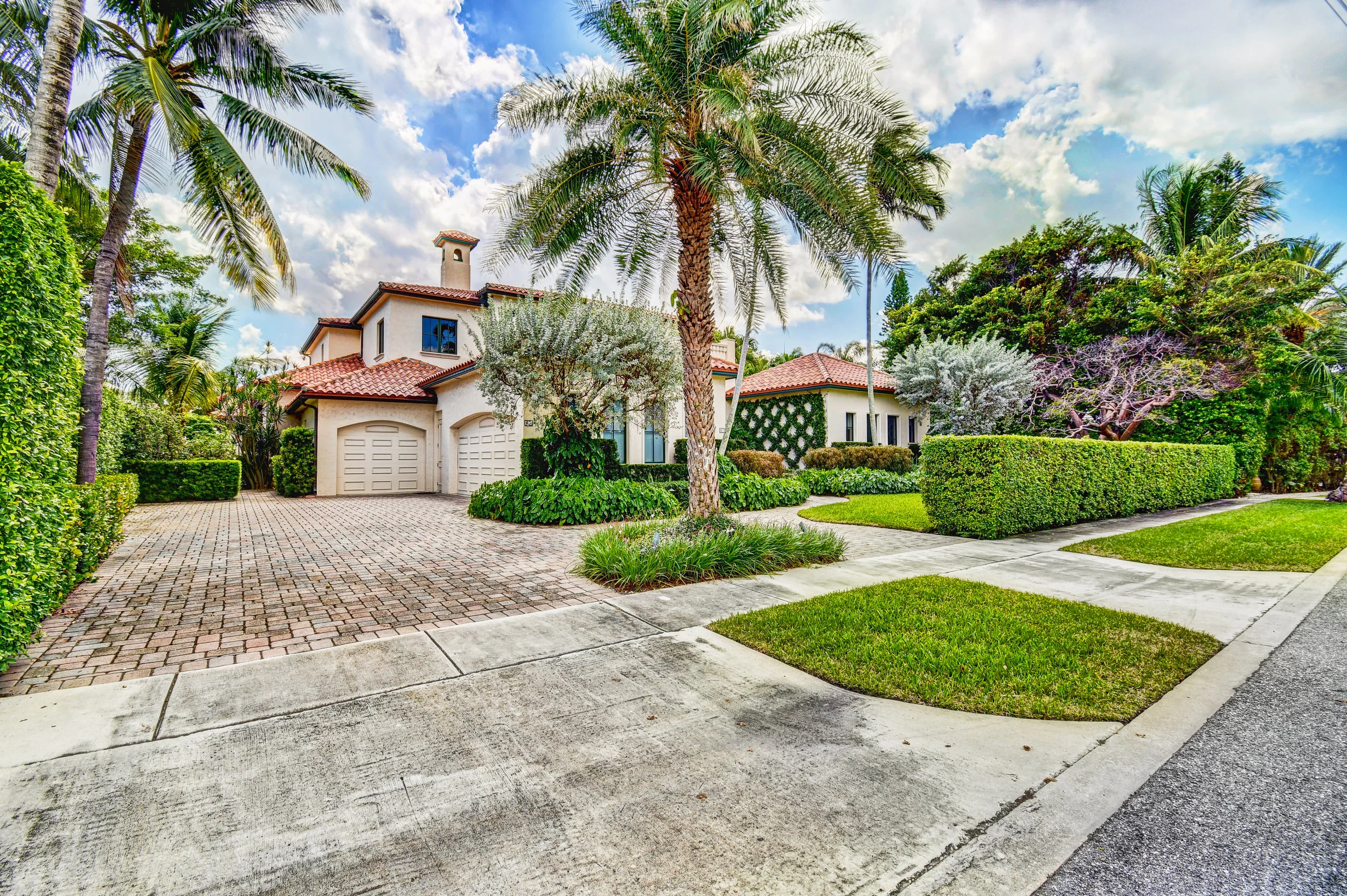 Undisclosed Listing - Fred Barboni