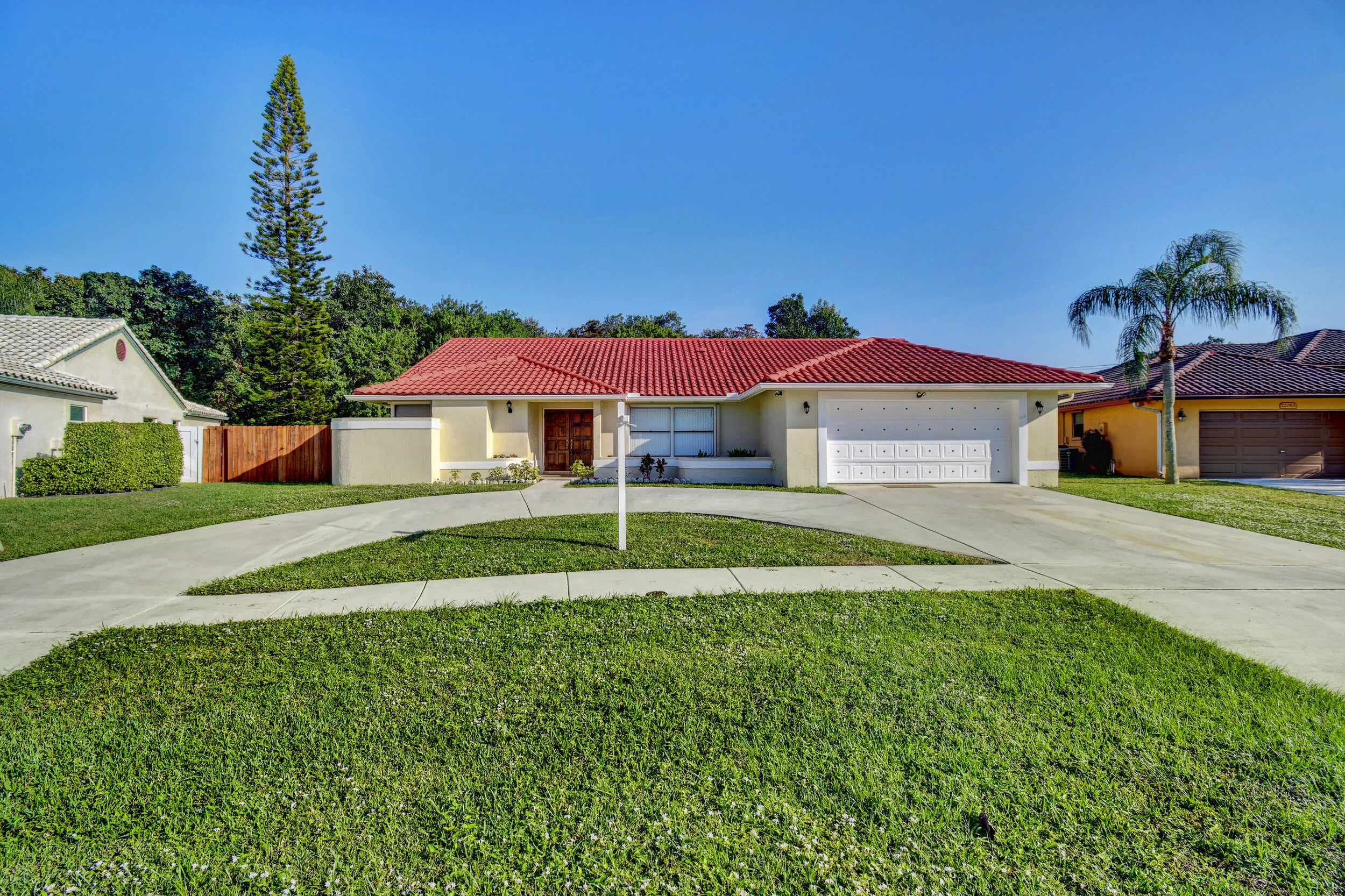 Listing Photos for Rodney Chapa - 22089 Martella Avenue